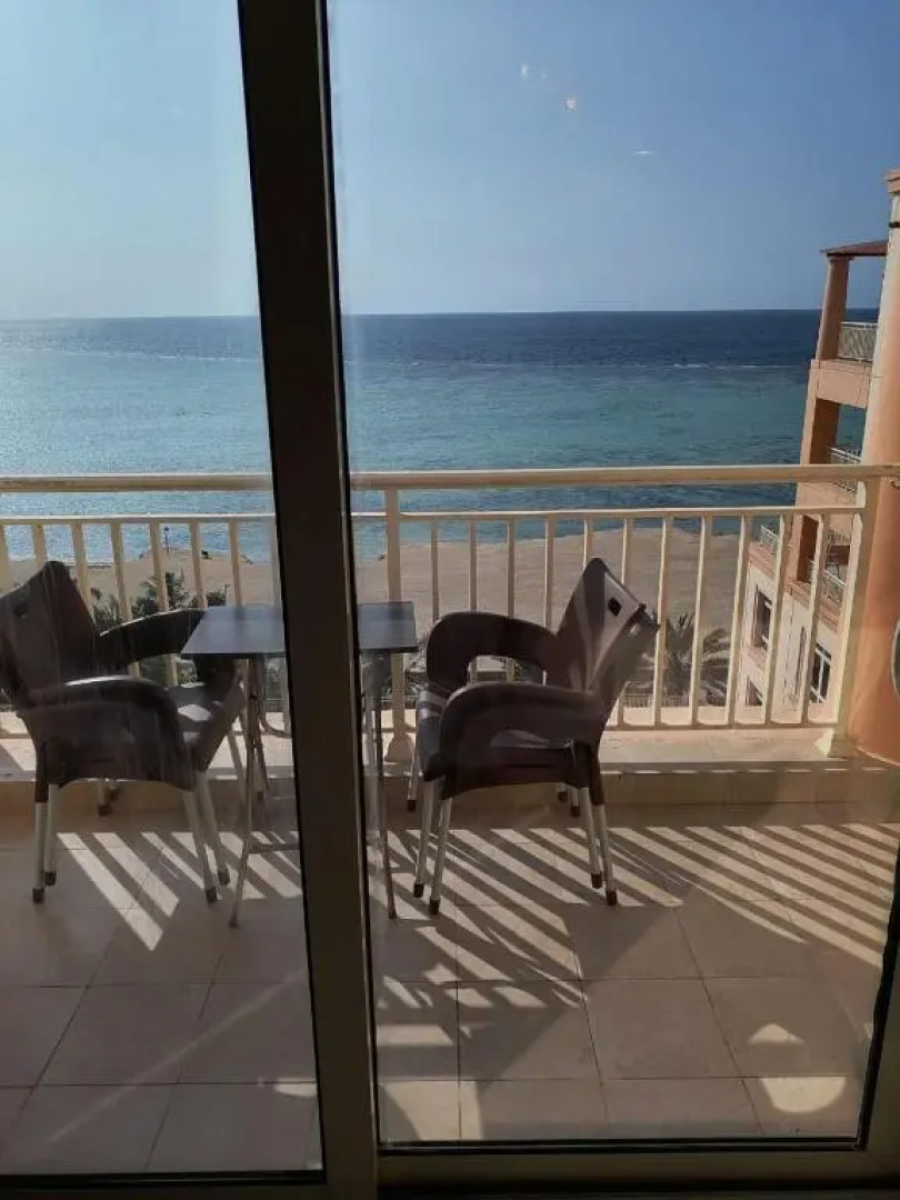 نزل الشاطئ 1 - عائلات فقط