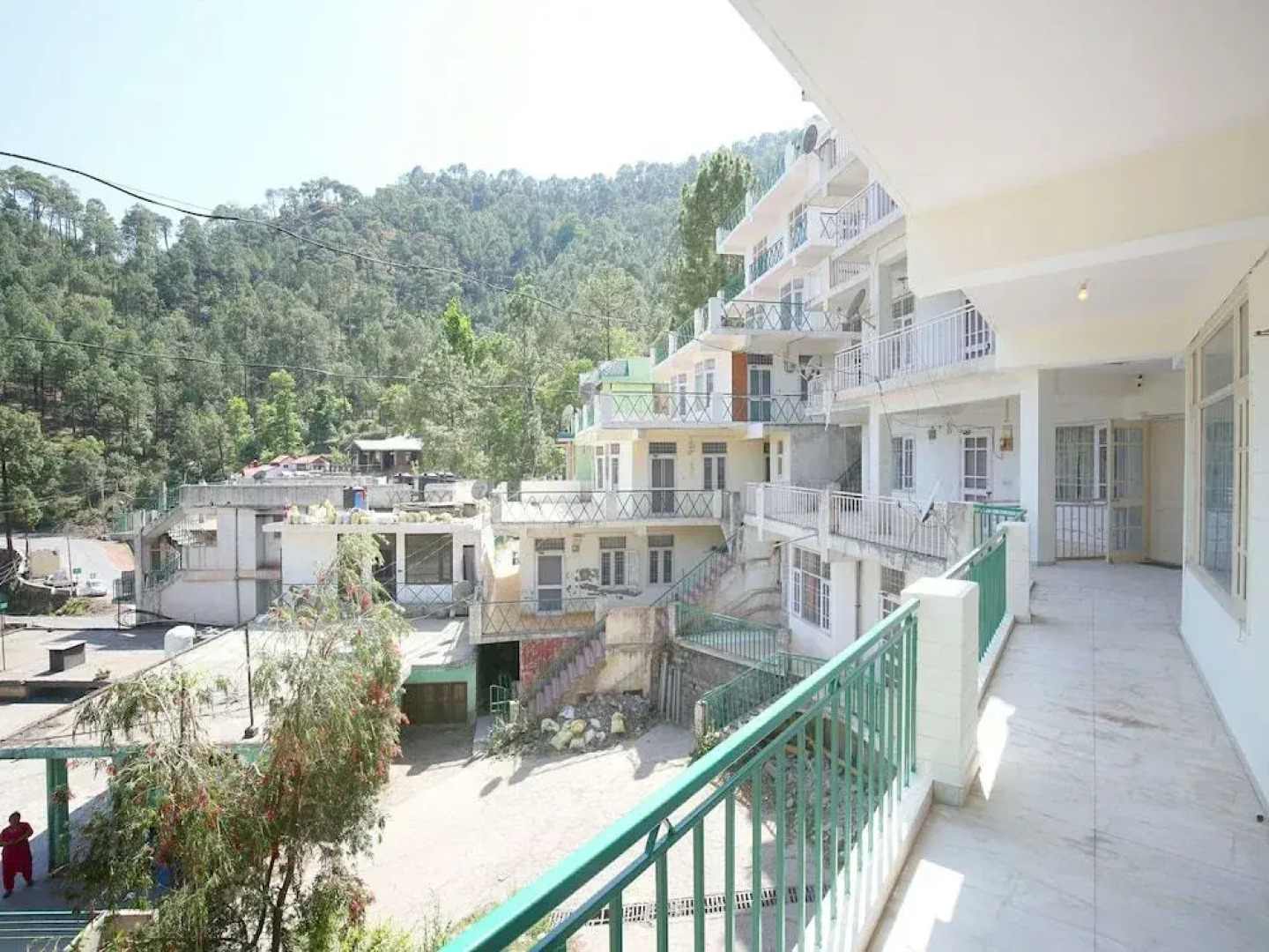 OYO 14084 Home Hill View Studio Barog