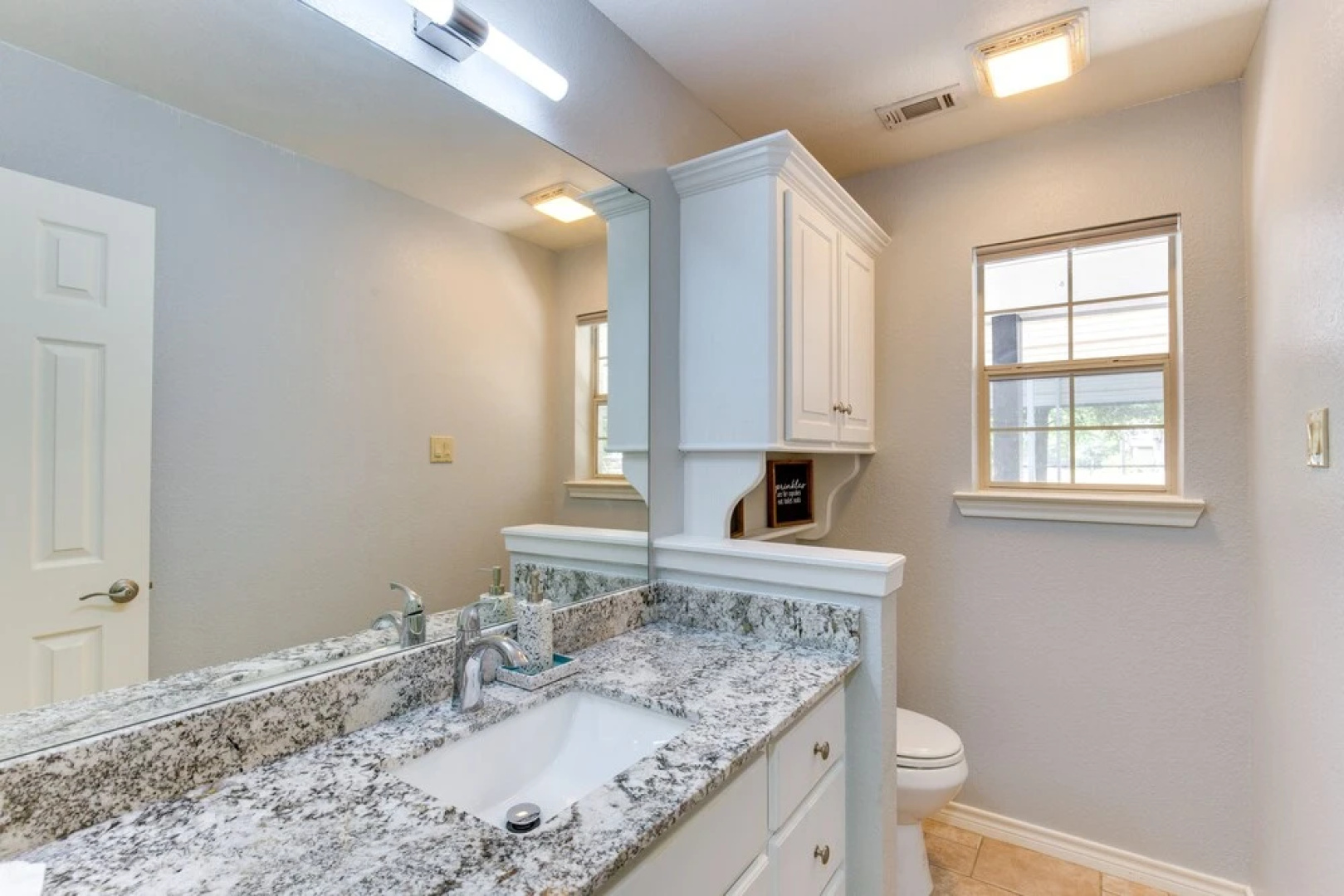 Near Cedar Creek Lake: Pet-friendly Home w/ Yard!