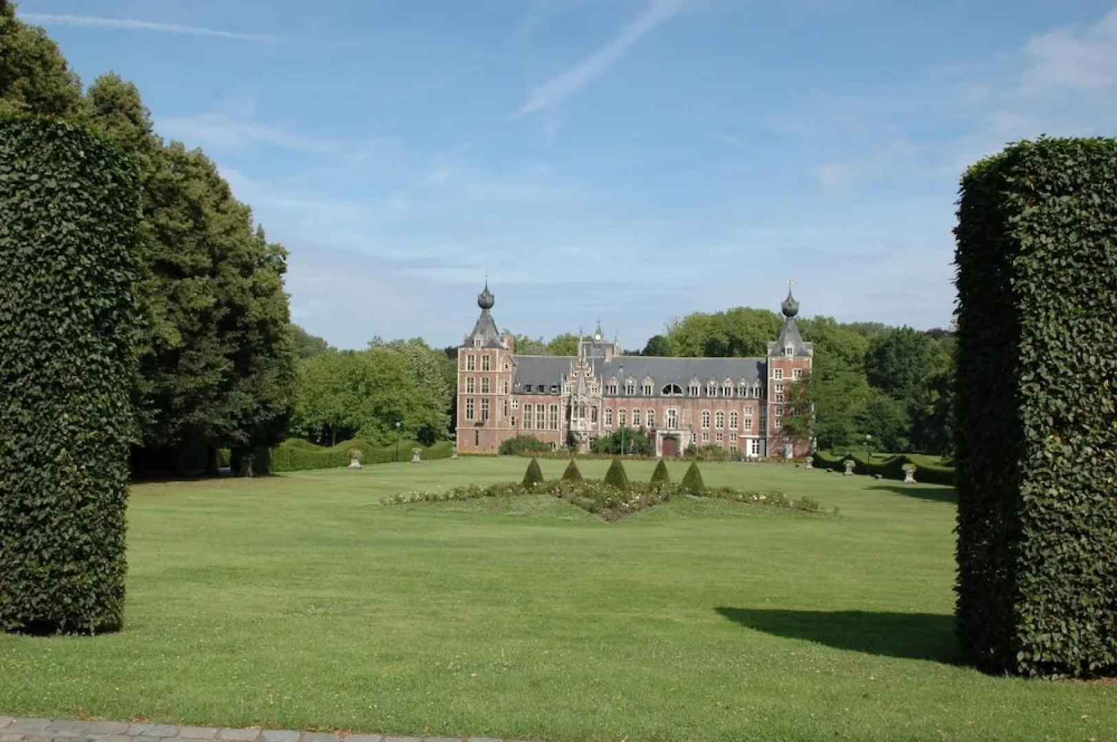 Lavan Bed and Breakfast