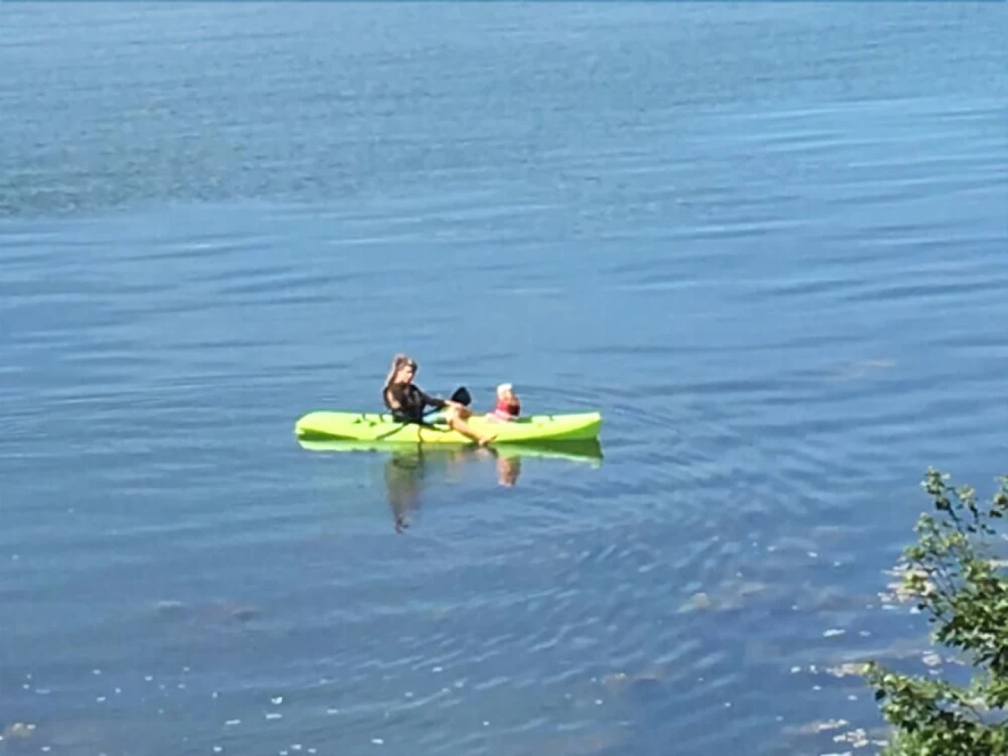 Clamshell by the Sea - Six Bedroom Home