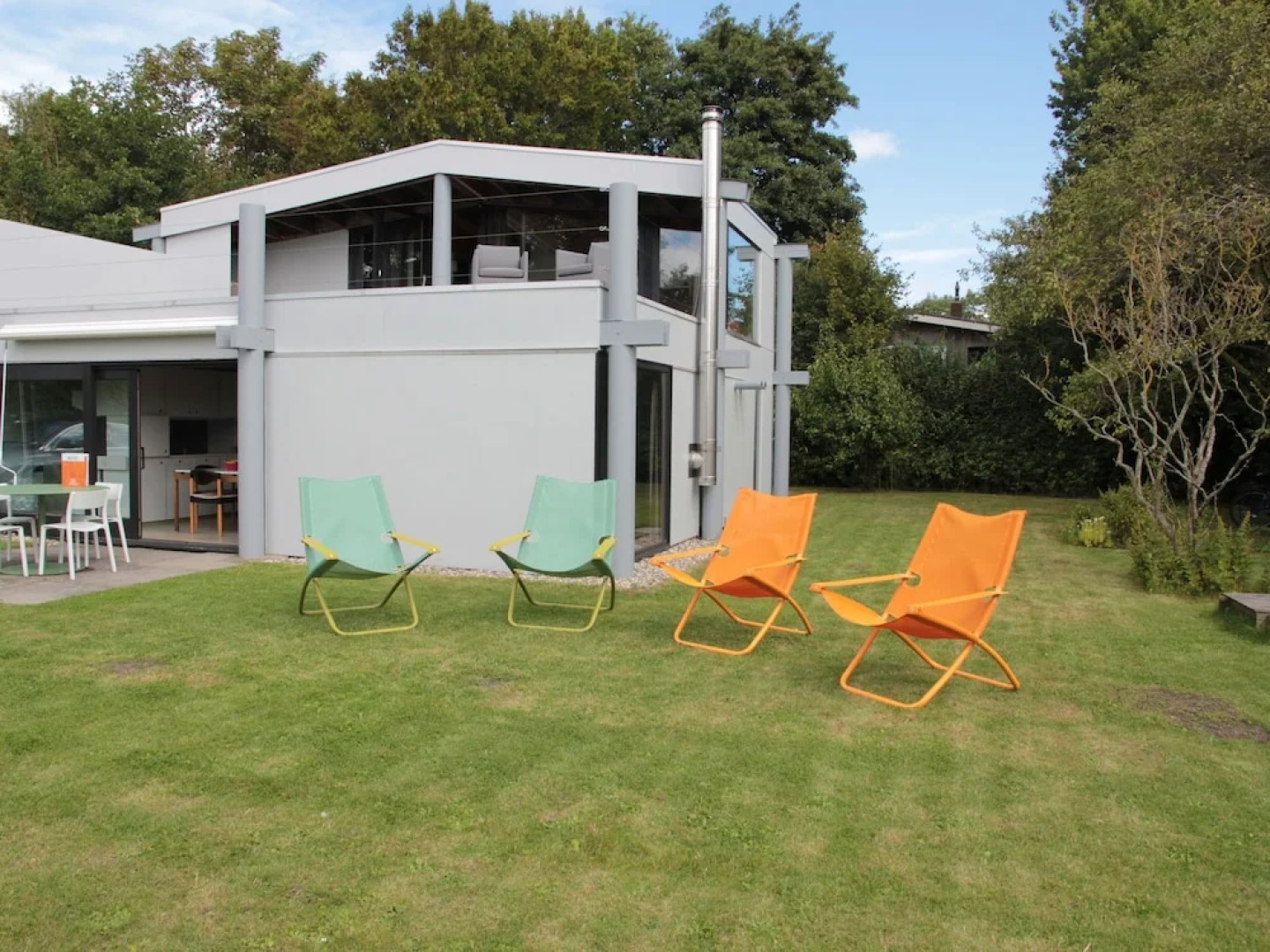 Wonderful Holiday Home With Large Garden, Within 100 Metres of the Veerse Lake