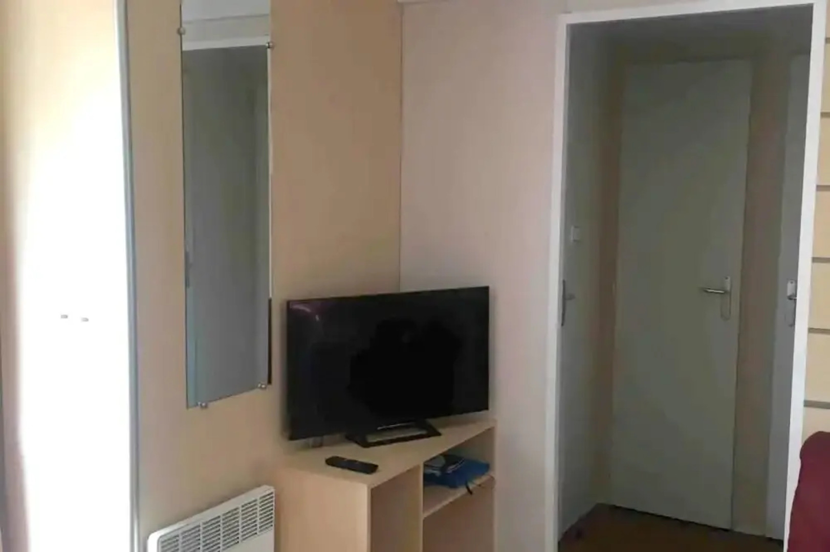 Property With 3 Bedrooms in Lattes, With Pool Access and Enclosed Garden - 7 km From the Beach