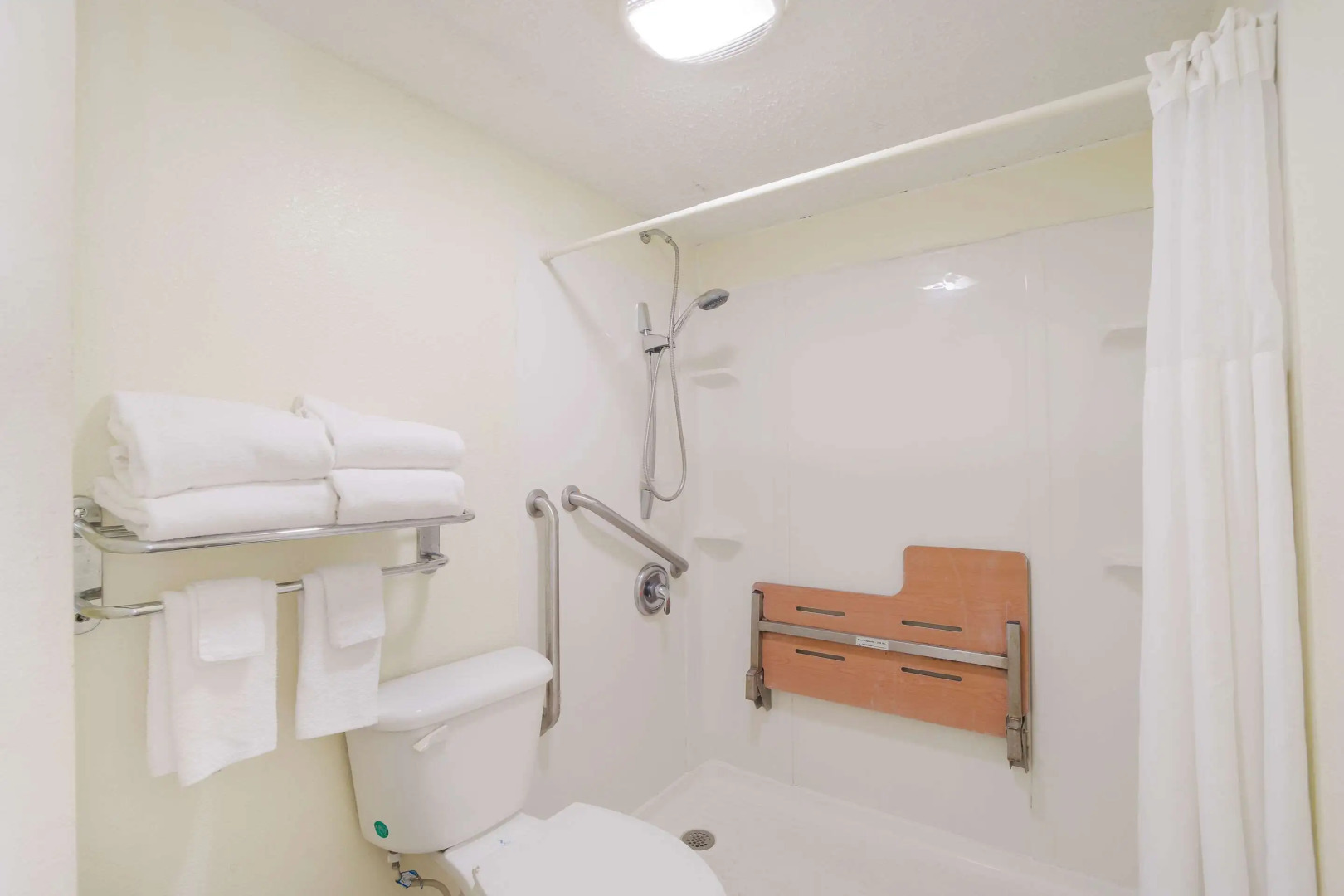 Quality Inn & Suites Conference Center Statesboro Historic District