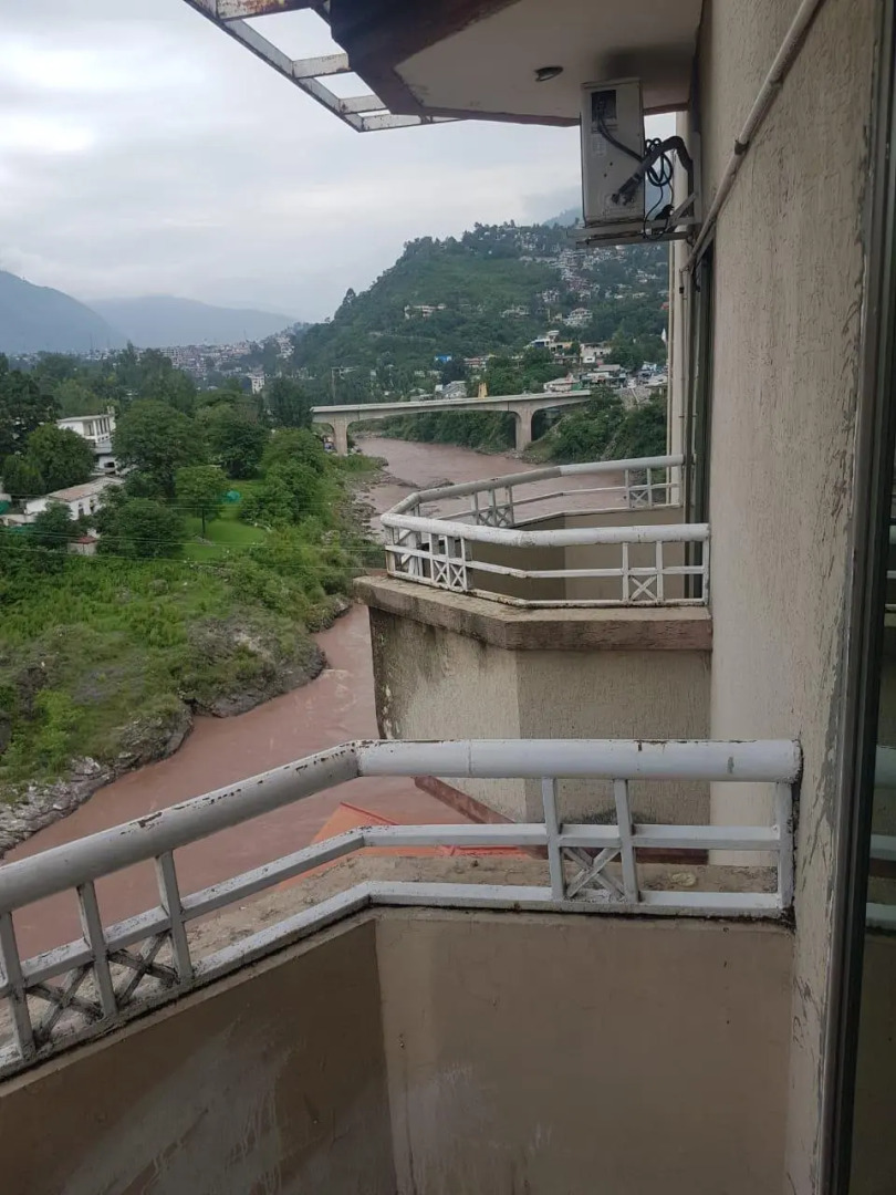 Sangam Hotel Muzaffarabad