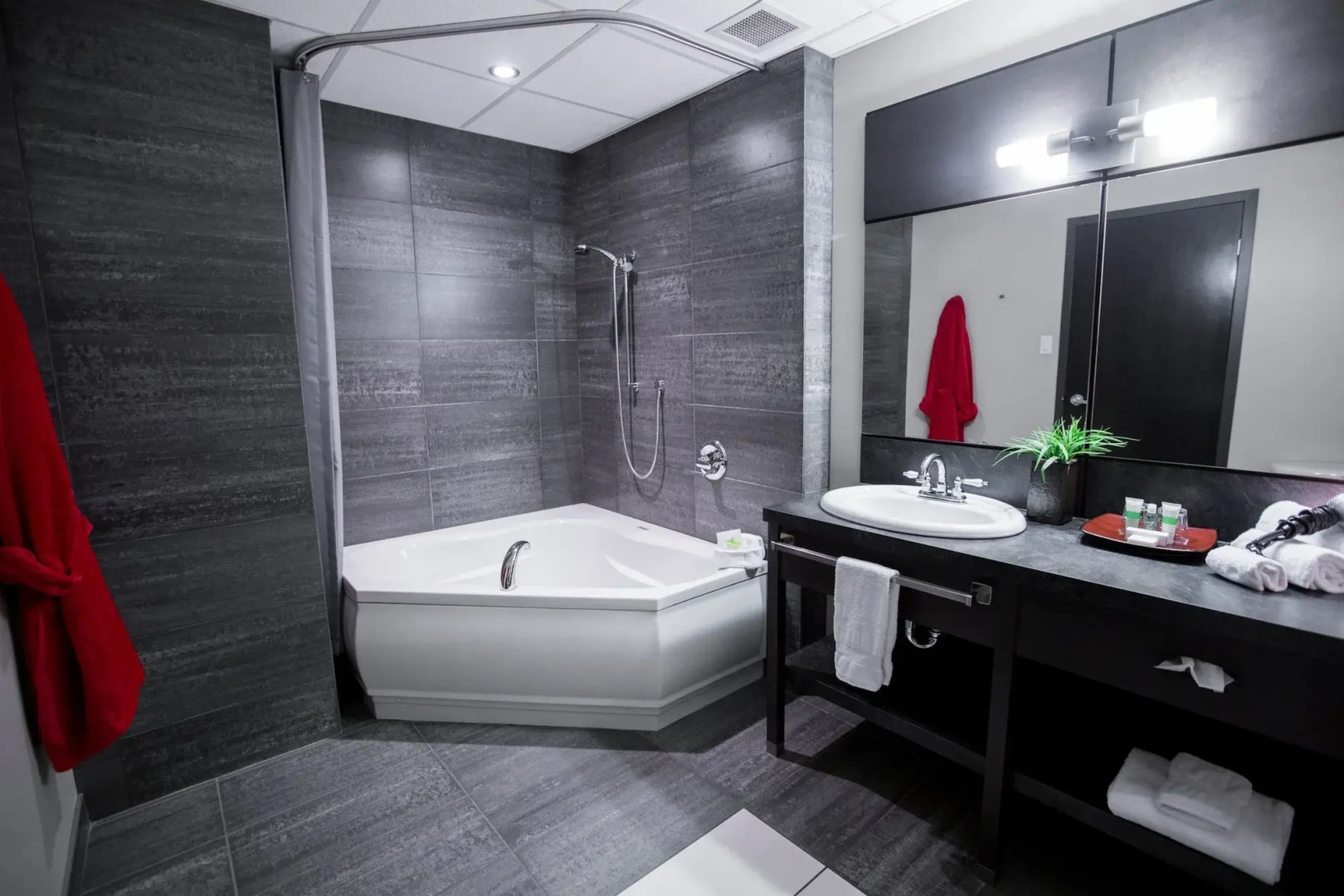 Grand Times Hotel Quebec City Airport