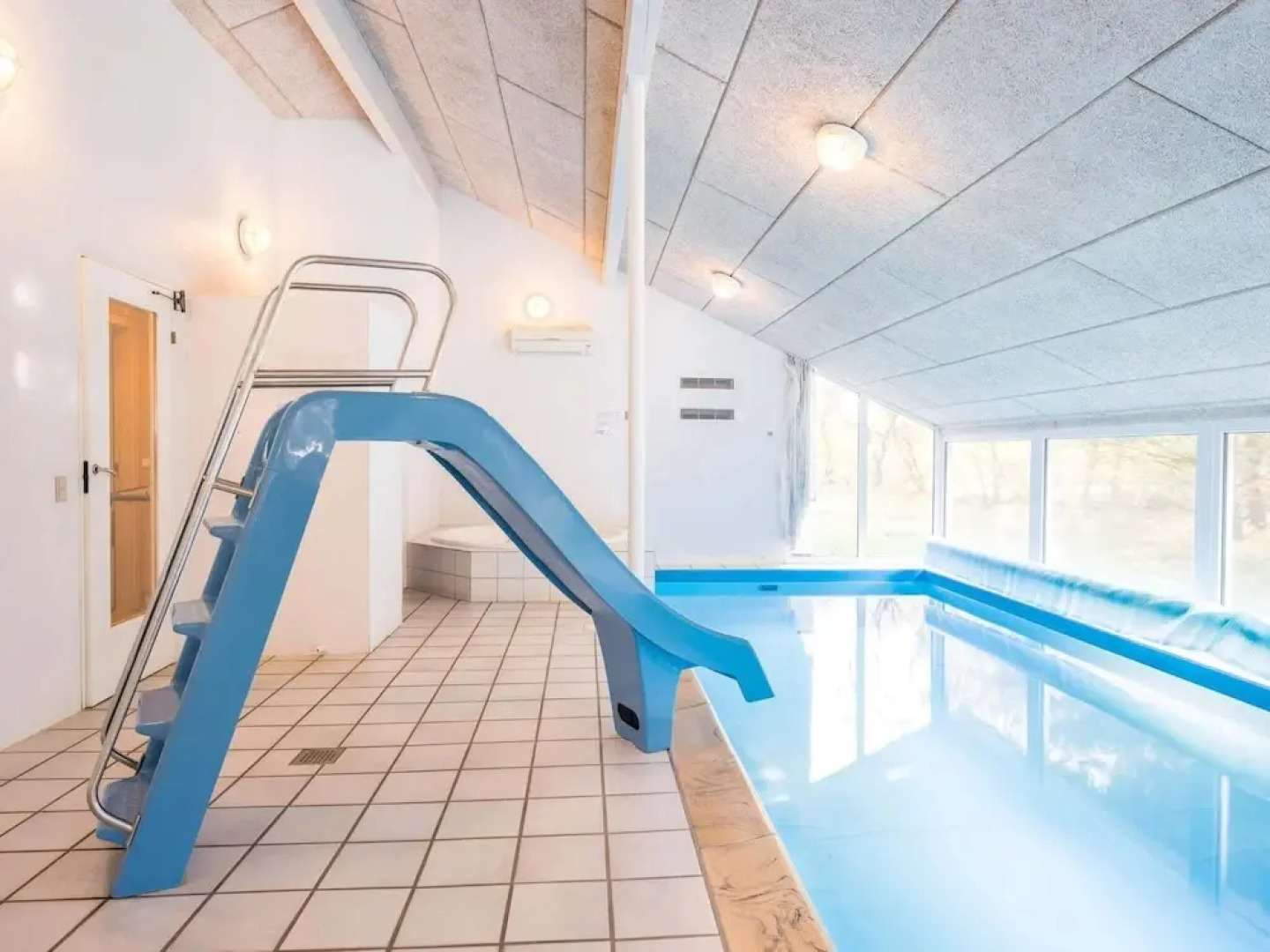 10 Person Holiday Home in Norre Nebel