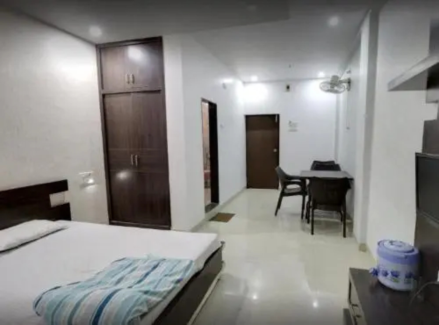 Hotel A.K and Restaurant