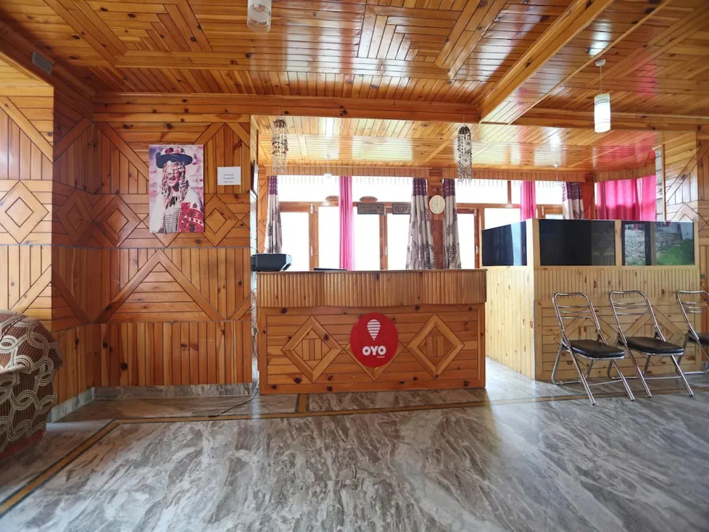 OYO 6426 Hotel Rishi Palace