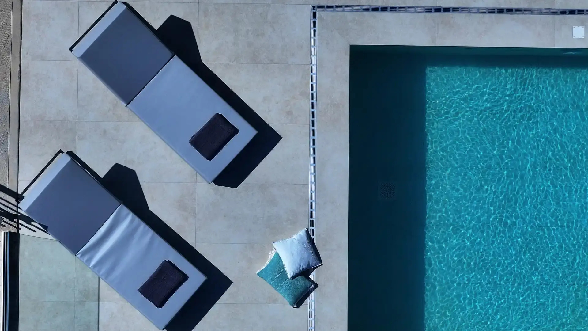 Pothos - Afroditi Villas Collection