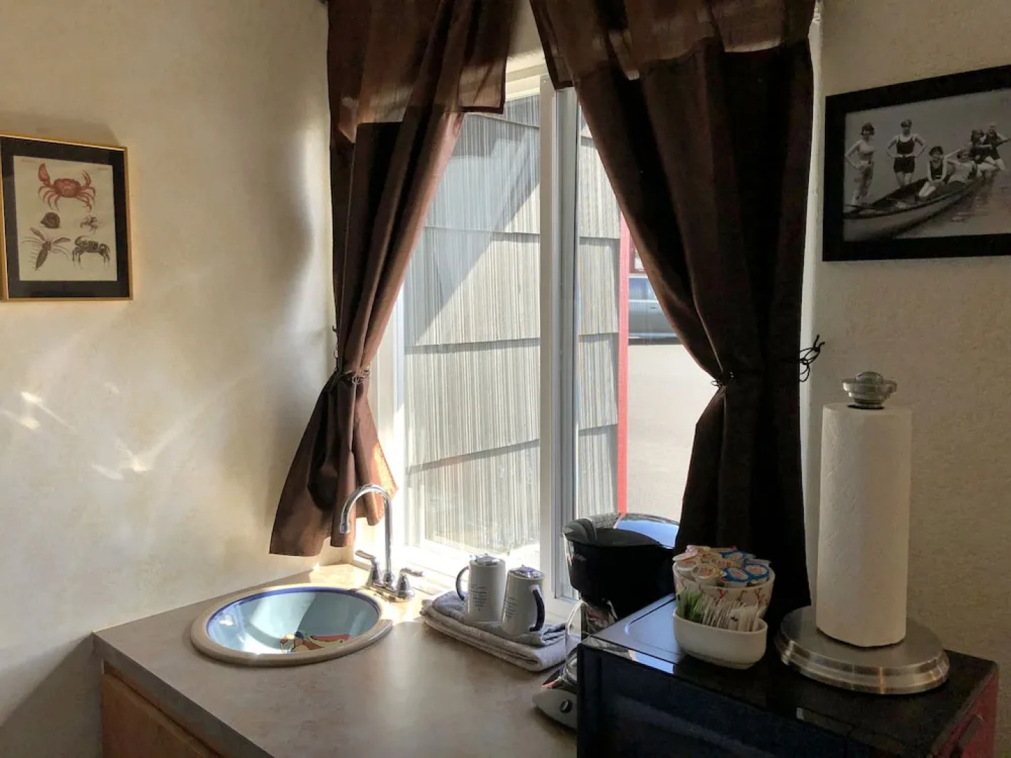 Wheeler on the Bay Lodge & Marina