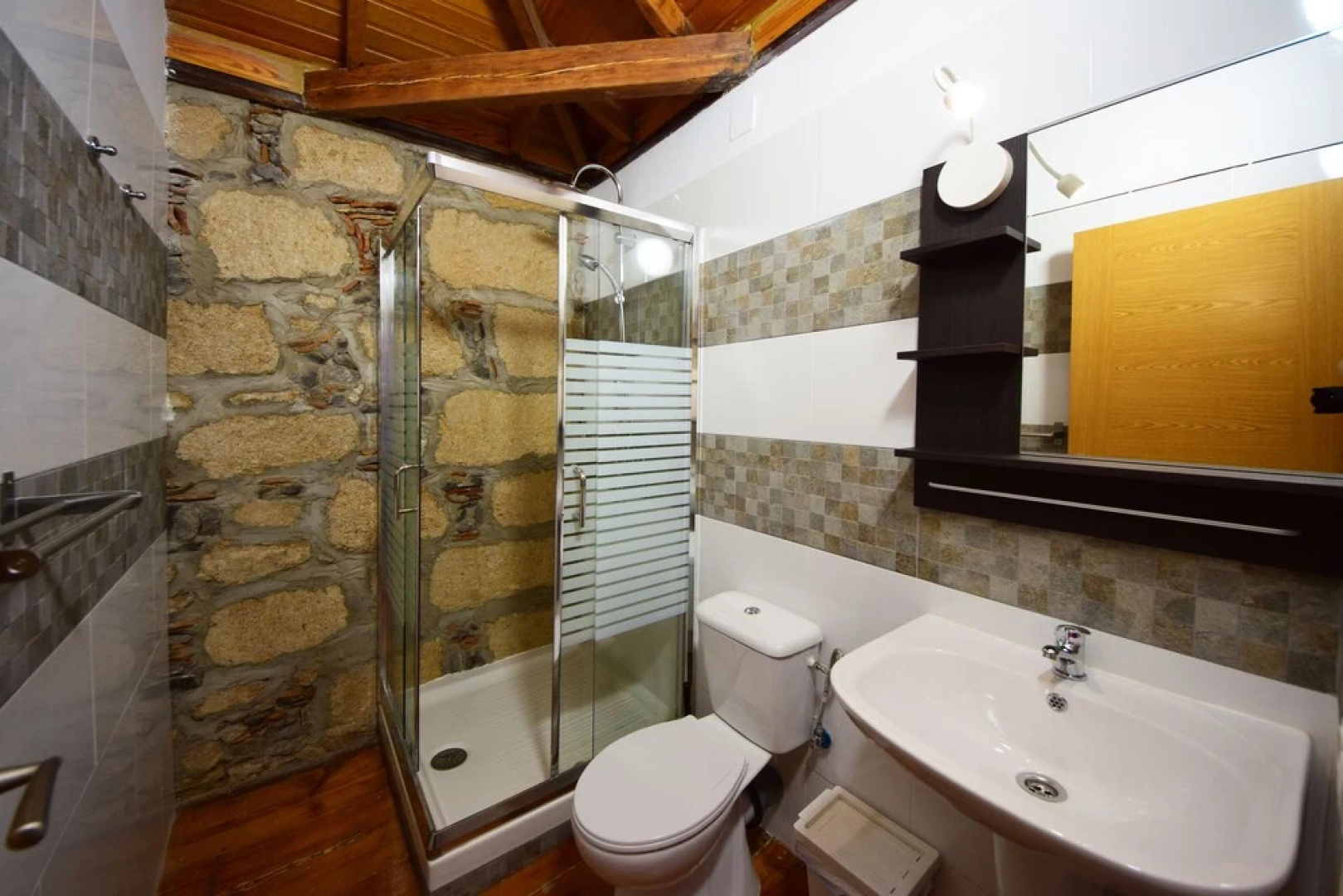 Musa Top Rustic Home