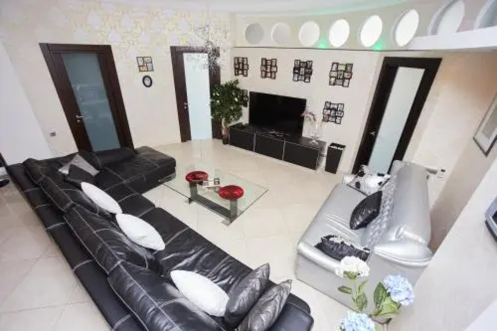 Arkadia Palace Luxury Apartments