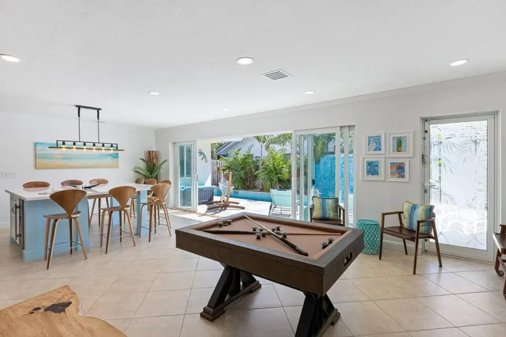 Walking Distance to the Beach 3Br House With Pool