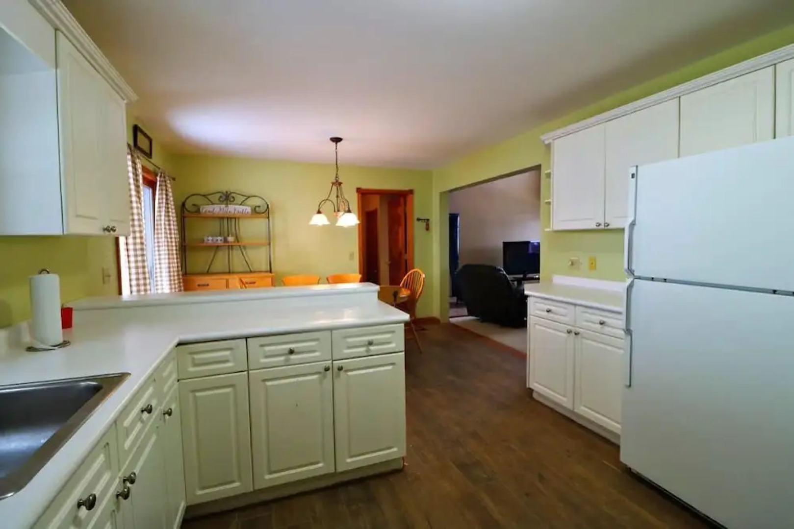 Van Buren Place 5 Bedroom Home