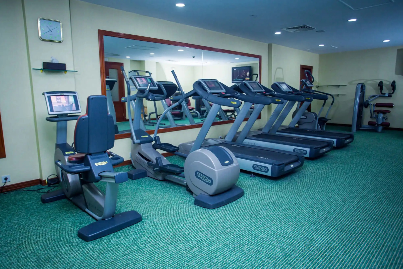 Отель Ramada Plaza by Wyndham Гянджа