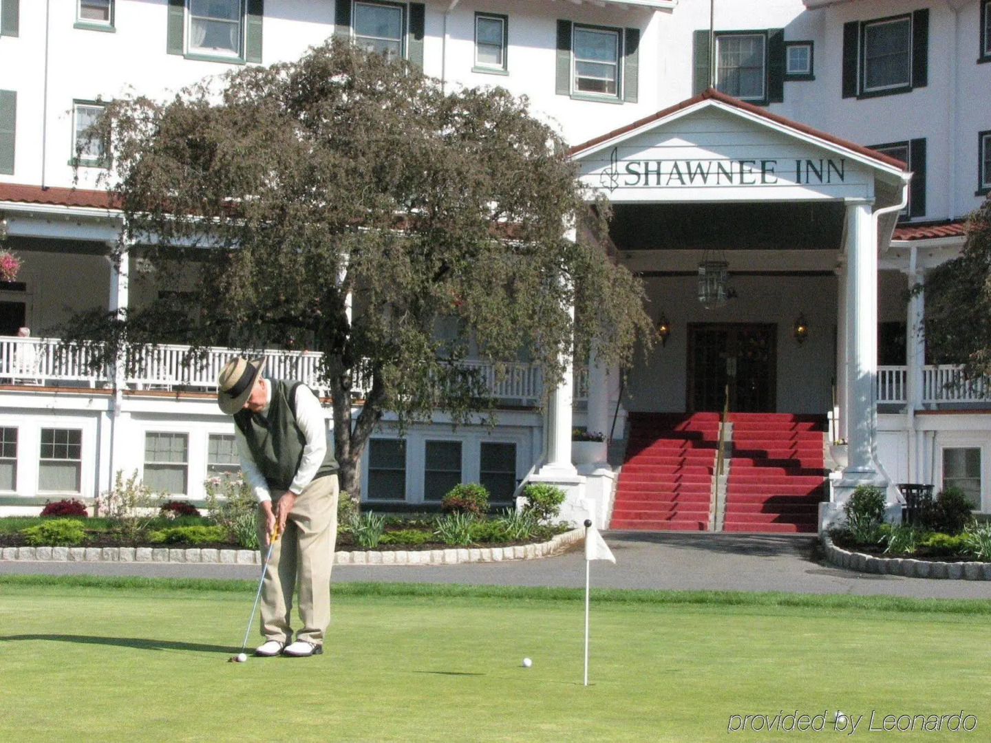 The Shawnee Inn and Golf Resort