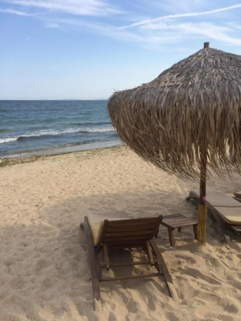 Oasis Laguna Apartments