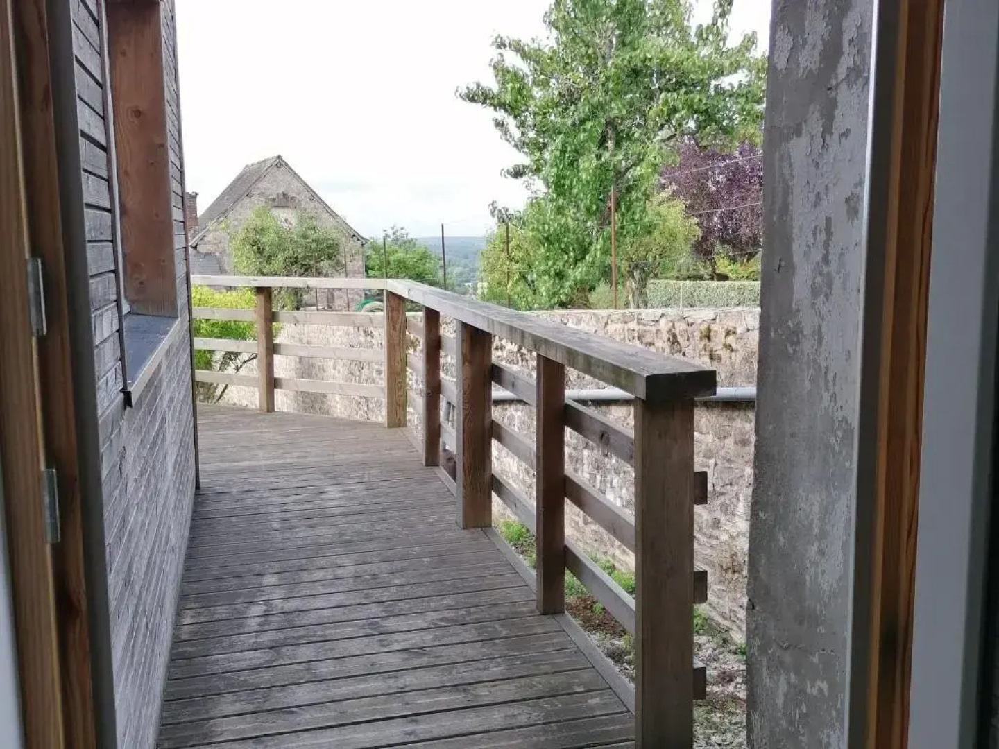 Gîte Sainte-Suzanne-et-Chammes, 4 pièces, 6 personnes - FR-1-600-151