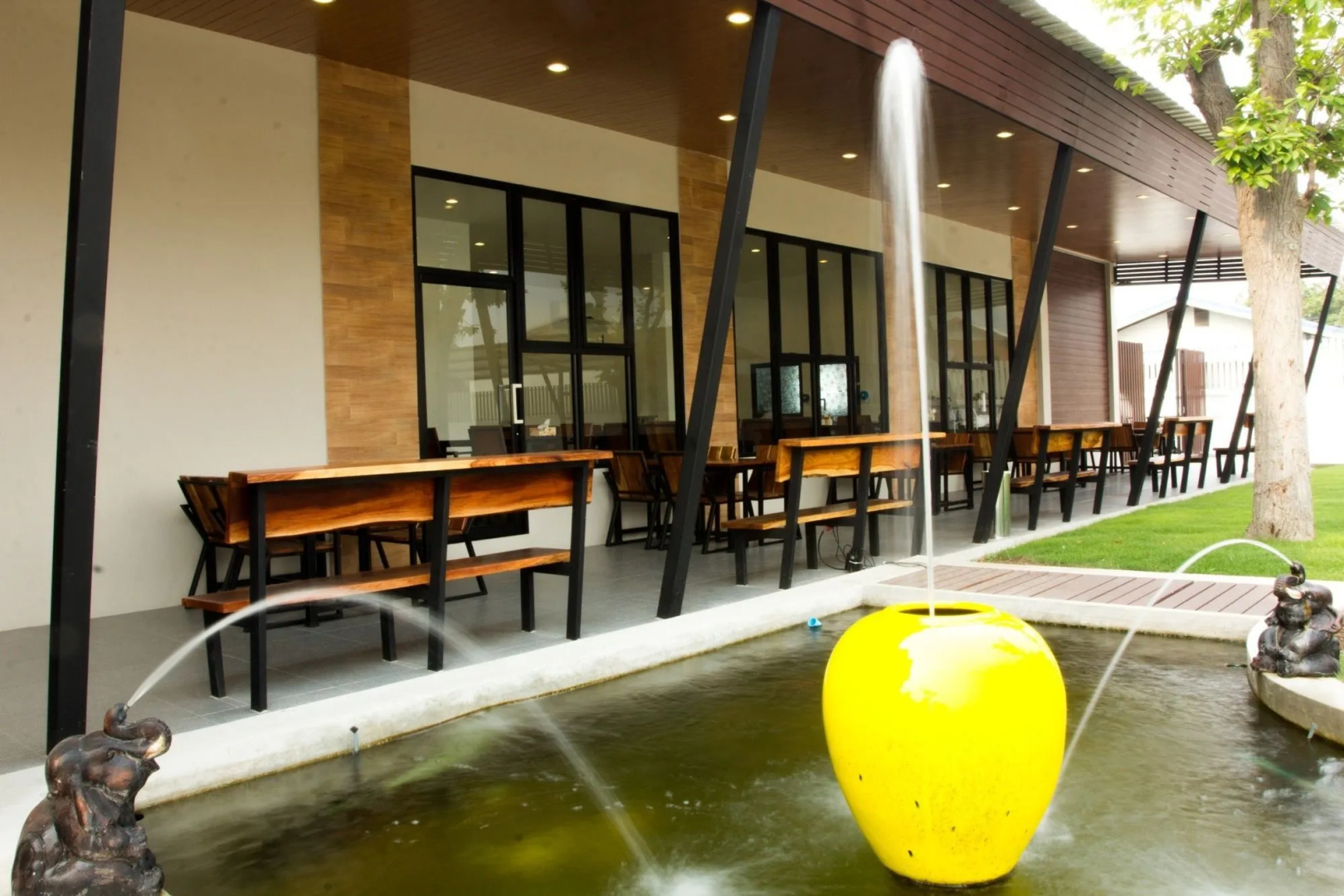NP Hotel