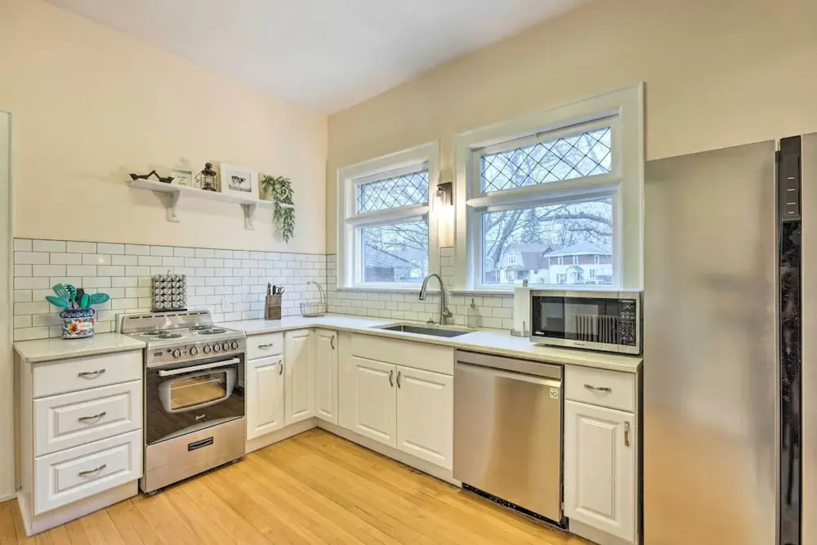 Historic Cadillac Home: Walk to Lake & Downtown!