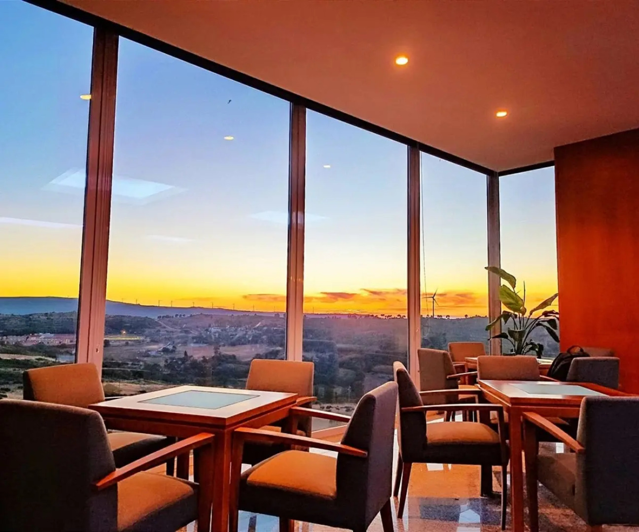 Отель Versatile