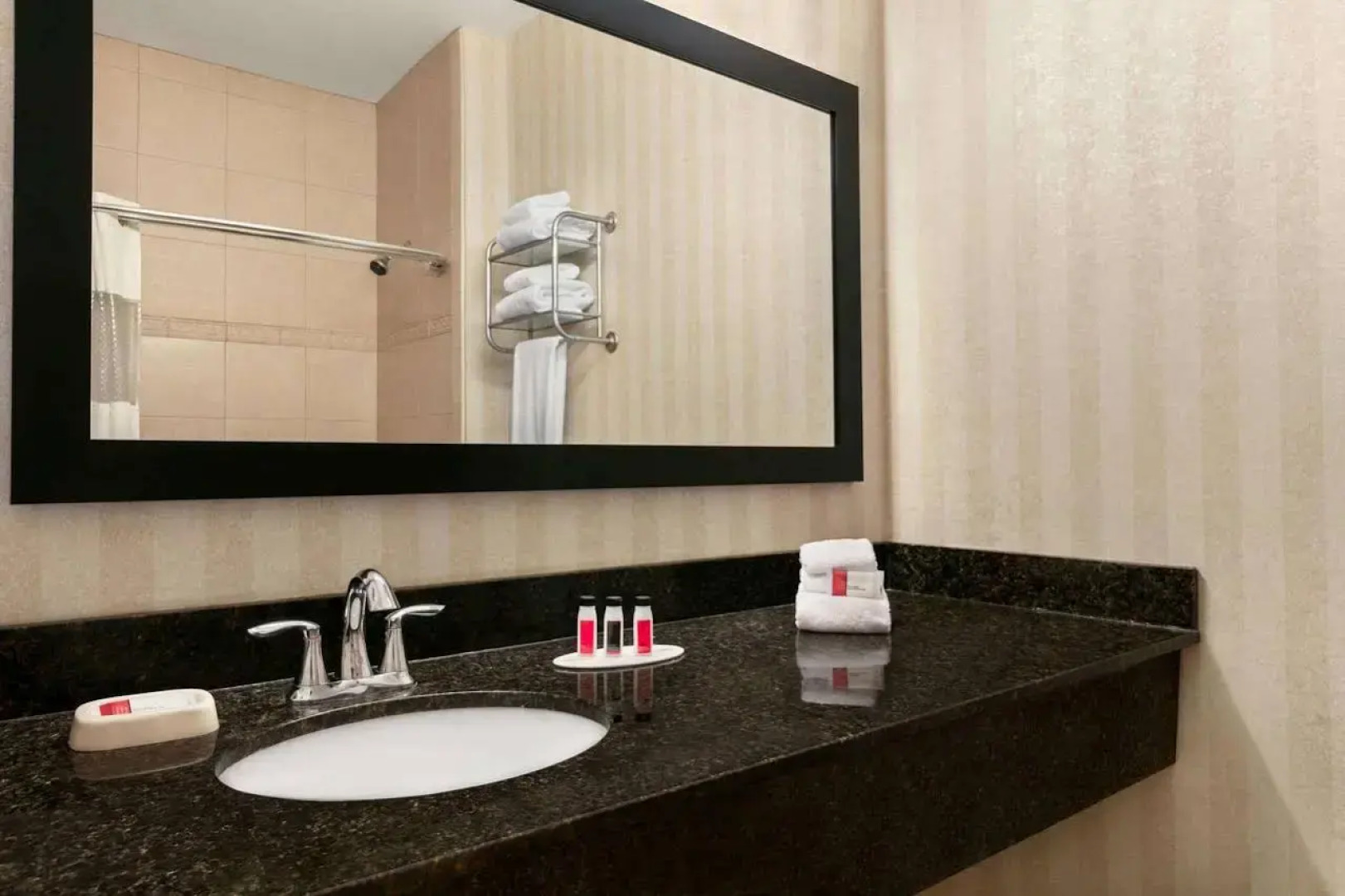 Comfort Inn & Suites Prince George - Fort Lee