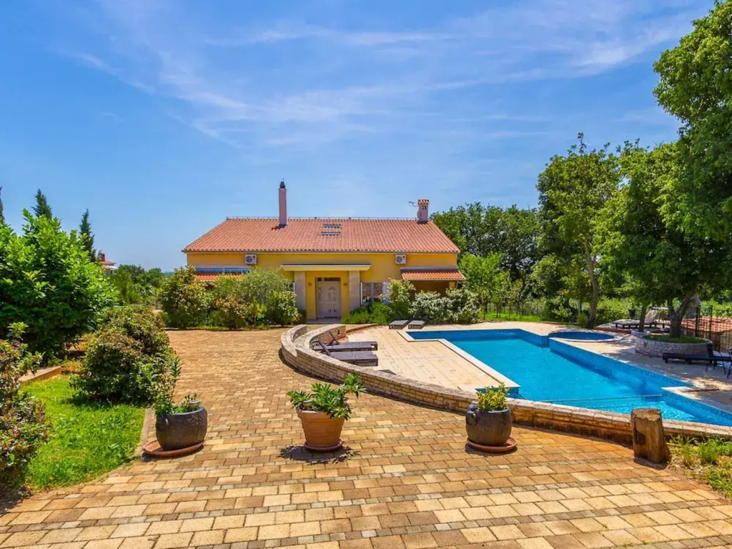 Nice Apartment in Pula With Swimming Pool