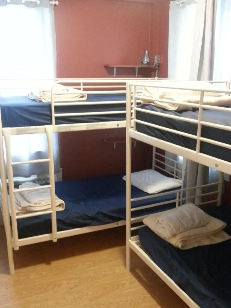 Hostelling International Niagara Falls