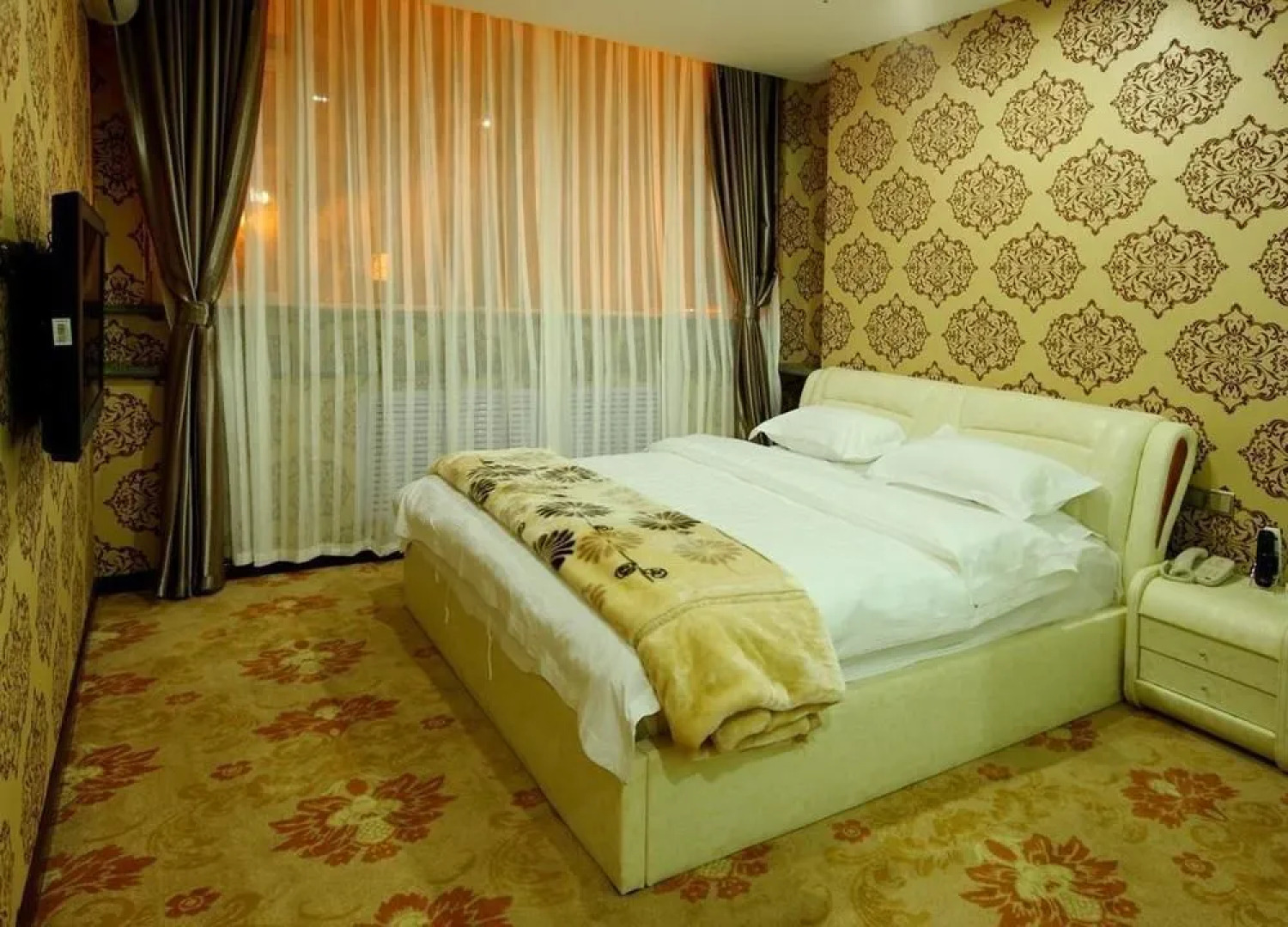 Chengde Yiyuan Hotel