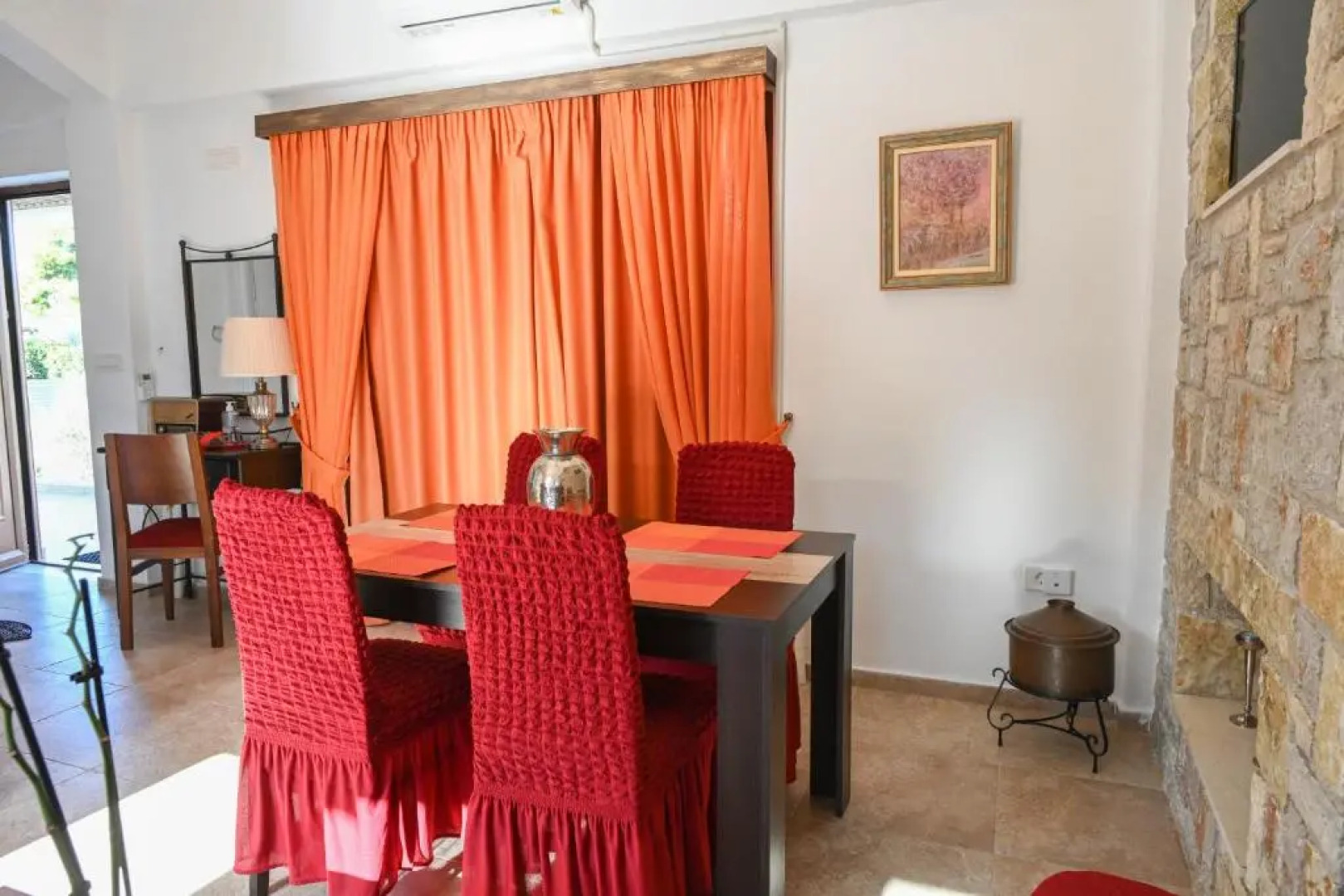 ΑΡΙΩΝ Village & Suites