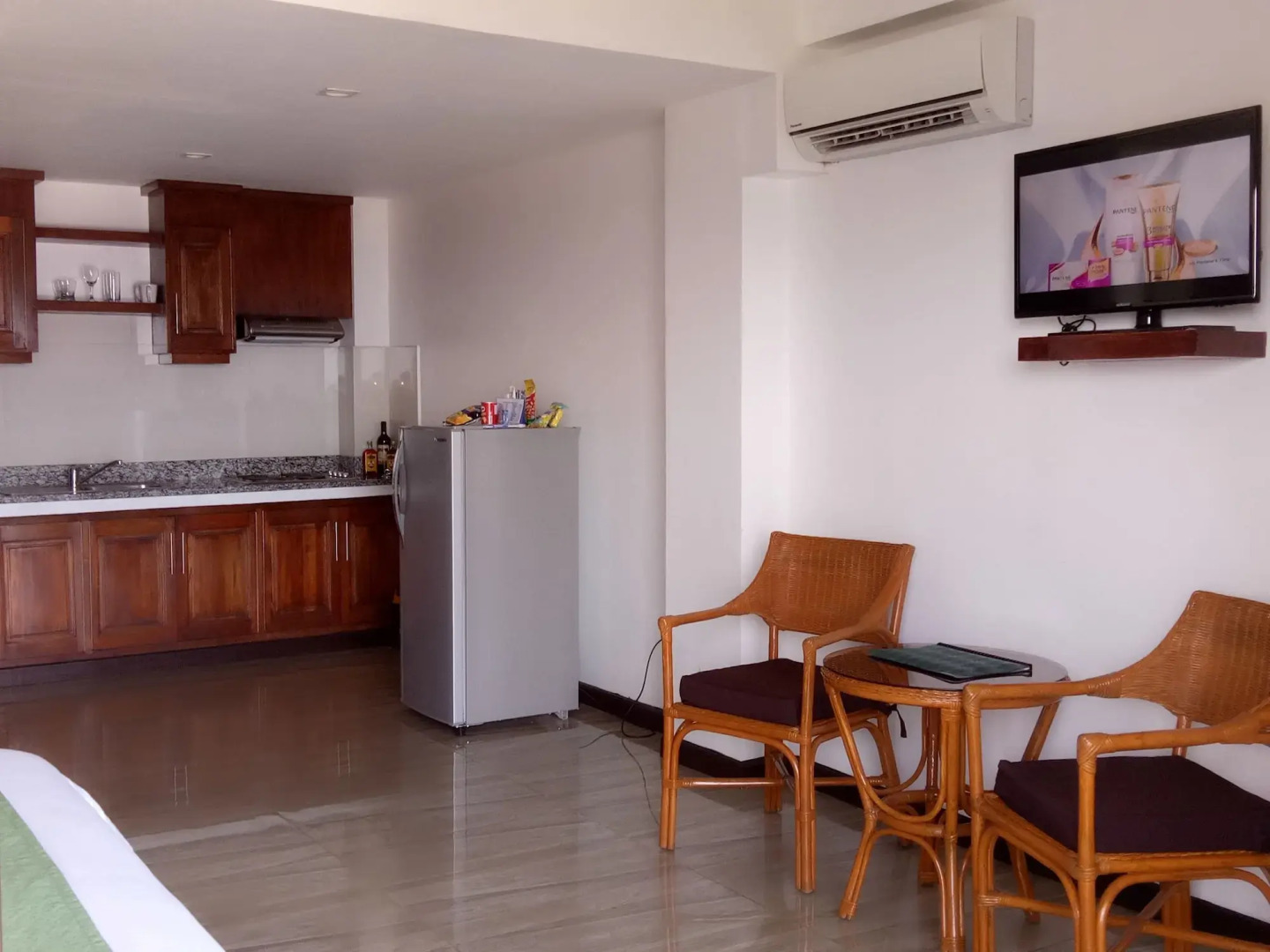 Manarra Seaview Resort