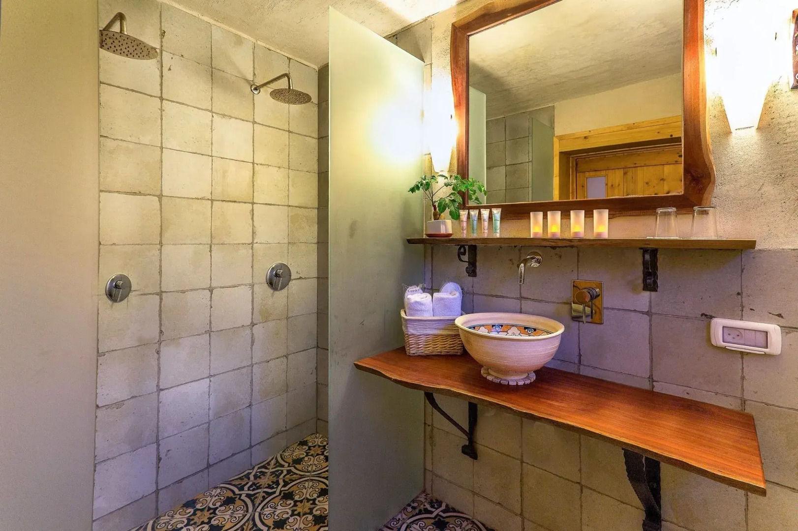 Helios Luxury Suites