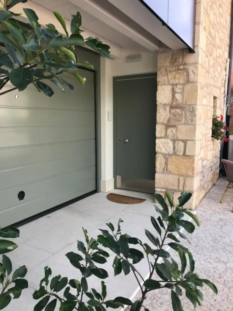 Luxury Apartments San Zeno