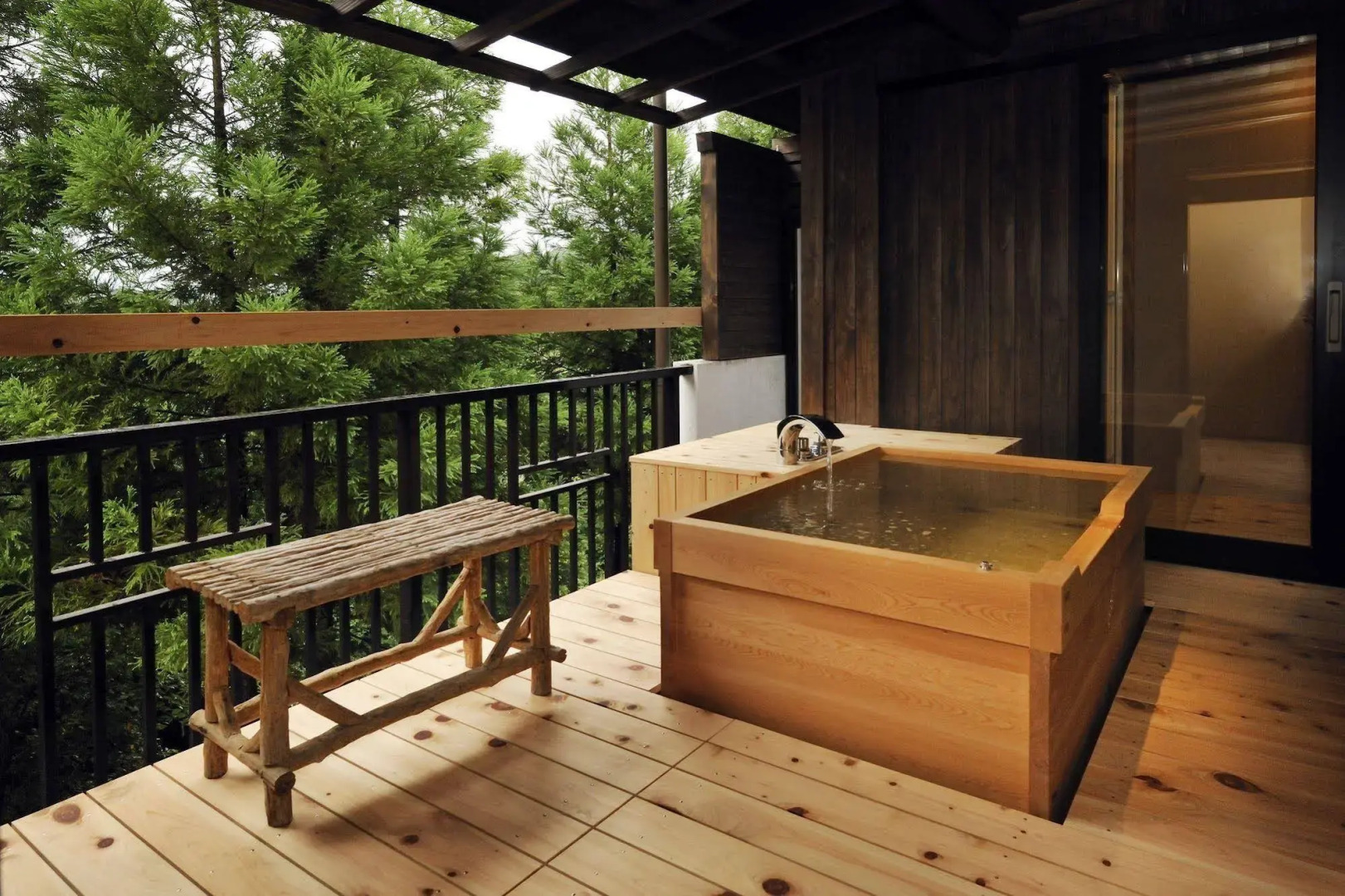 Yunogo Onsen HOTEL YUNOMORI BISYUNKAKU