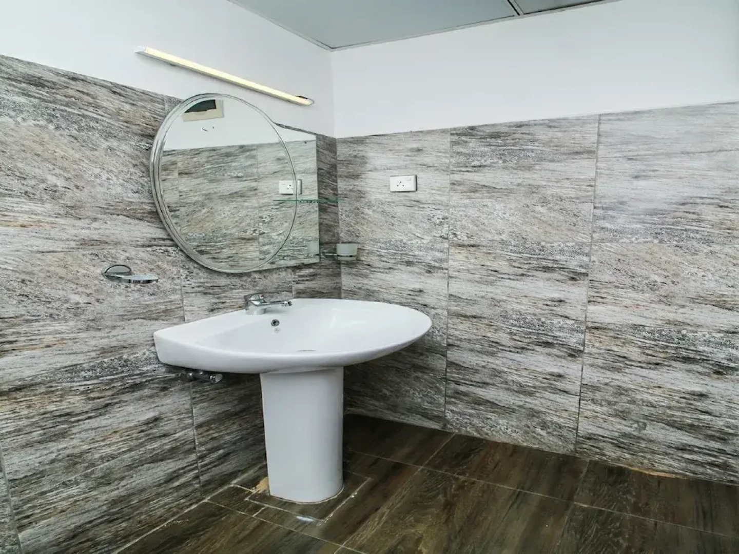 OYO 251 Milton Beach Resort