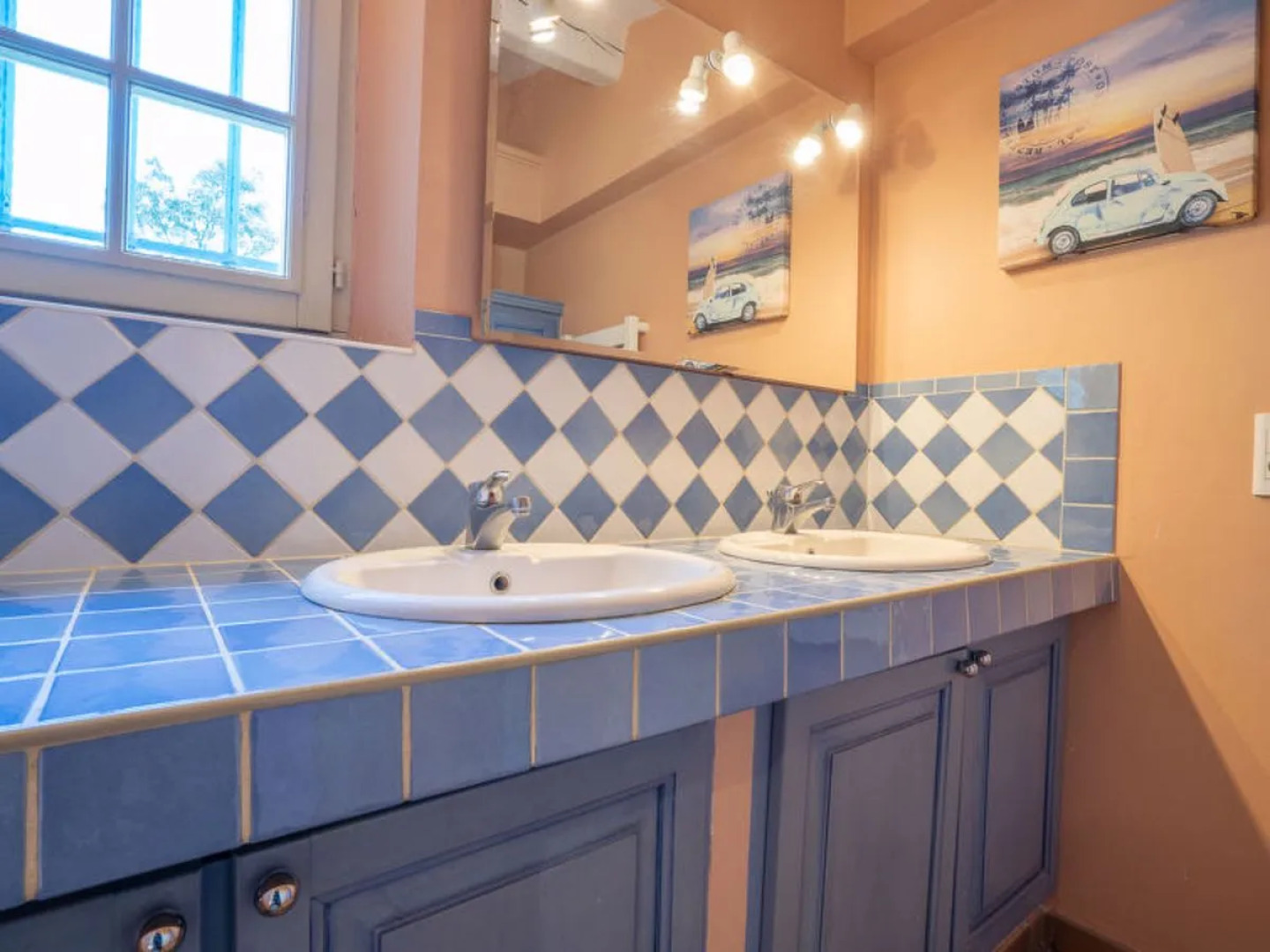 La Maison Bleue (GFR130)