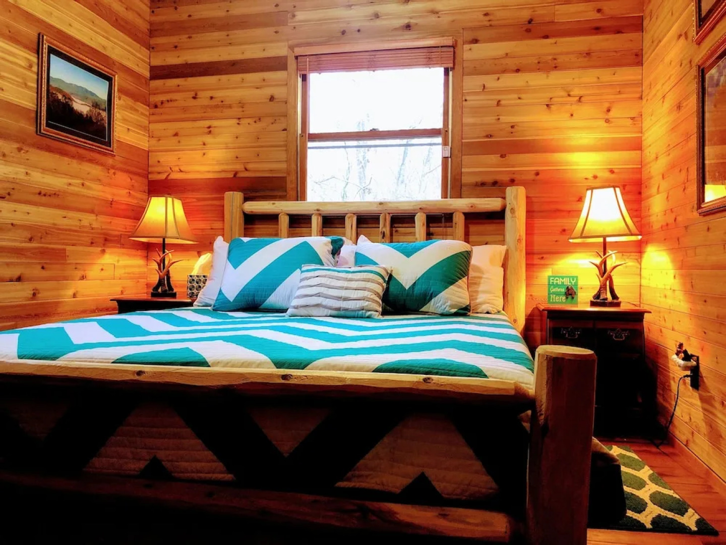 Bear With Us - Two Bedroom Cabin