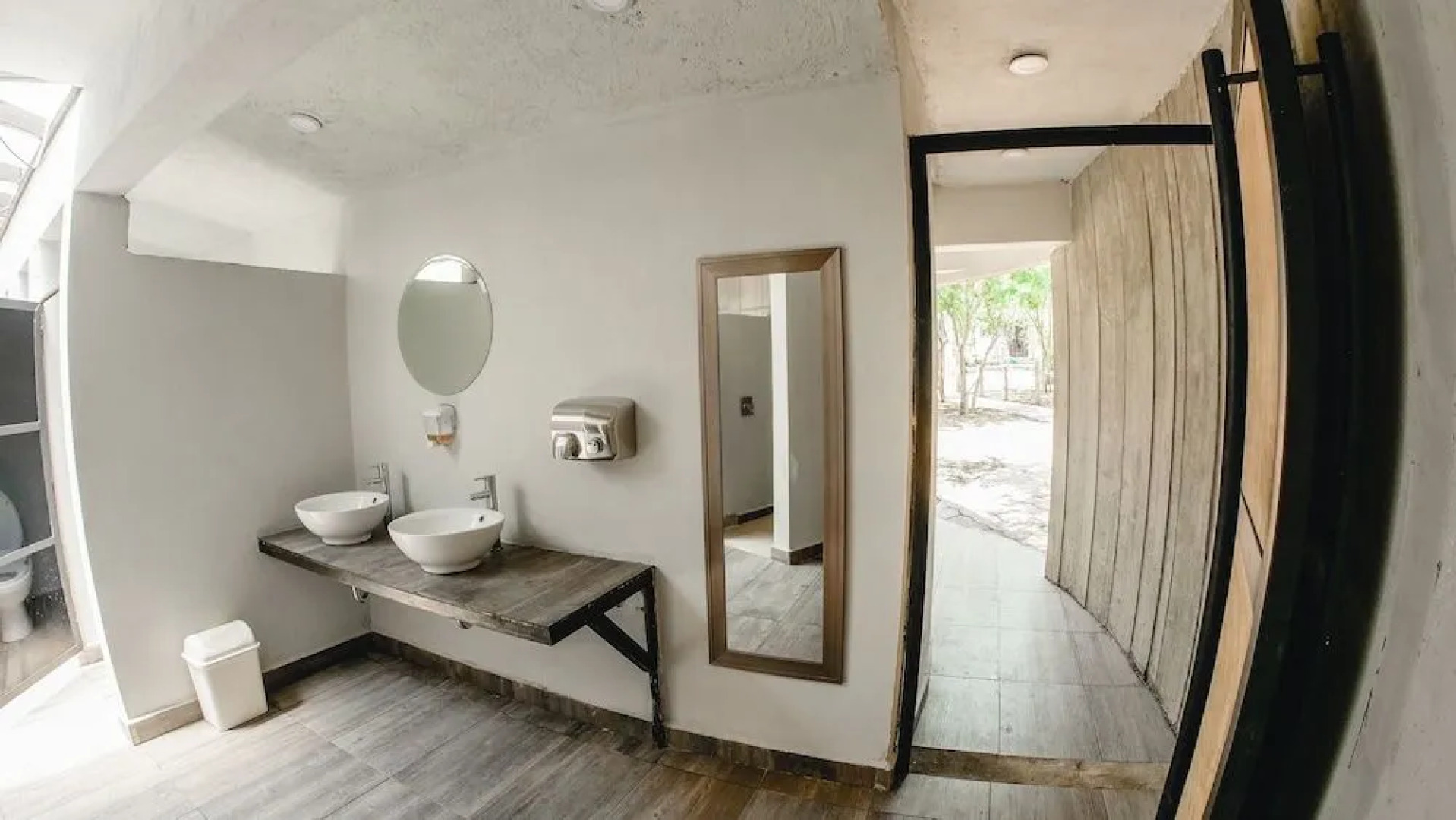 Kubhotel by El Rollo