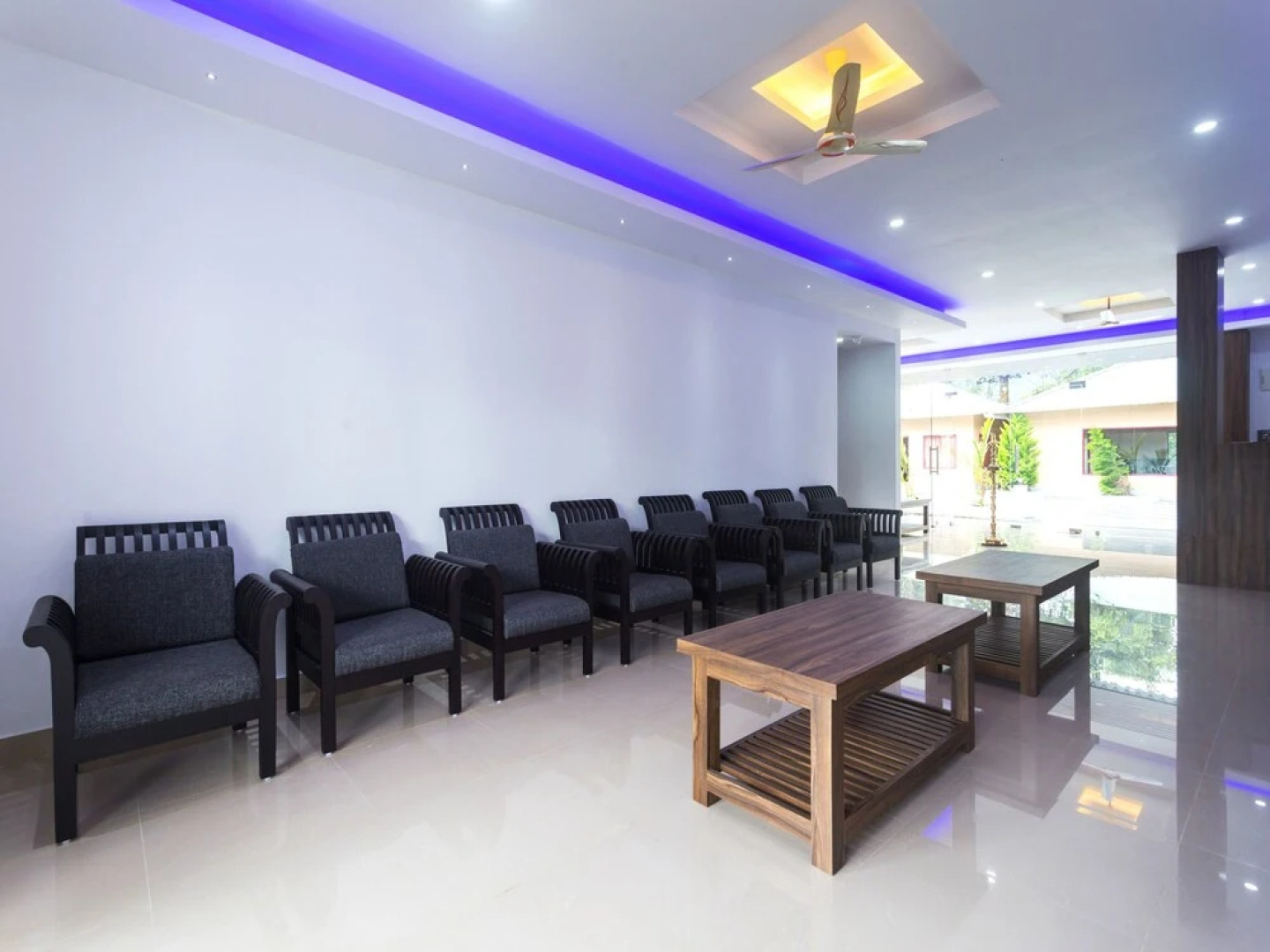 OYO 9678 Hotel Misty Garden