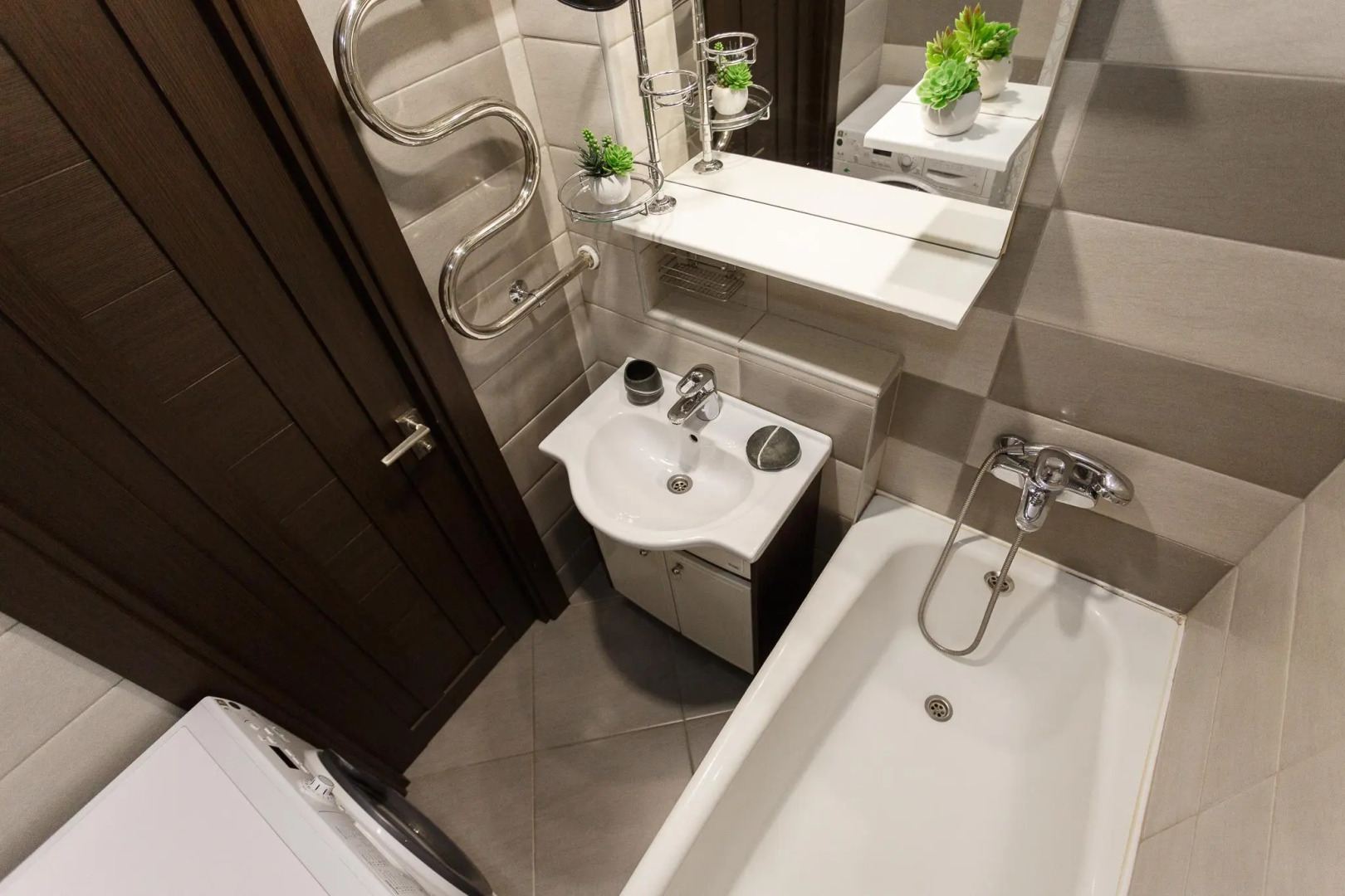 Живи уютно на улице Ленина 3