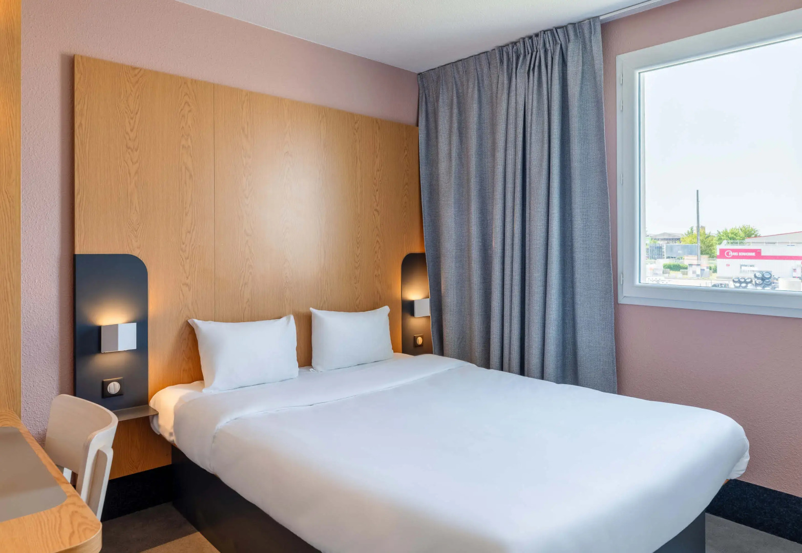 B&B HOTEL Lyon Eurexpo Chassieu