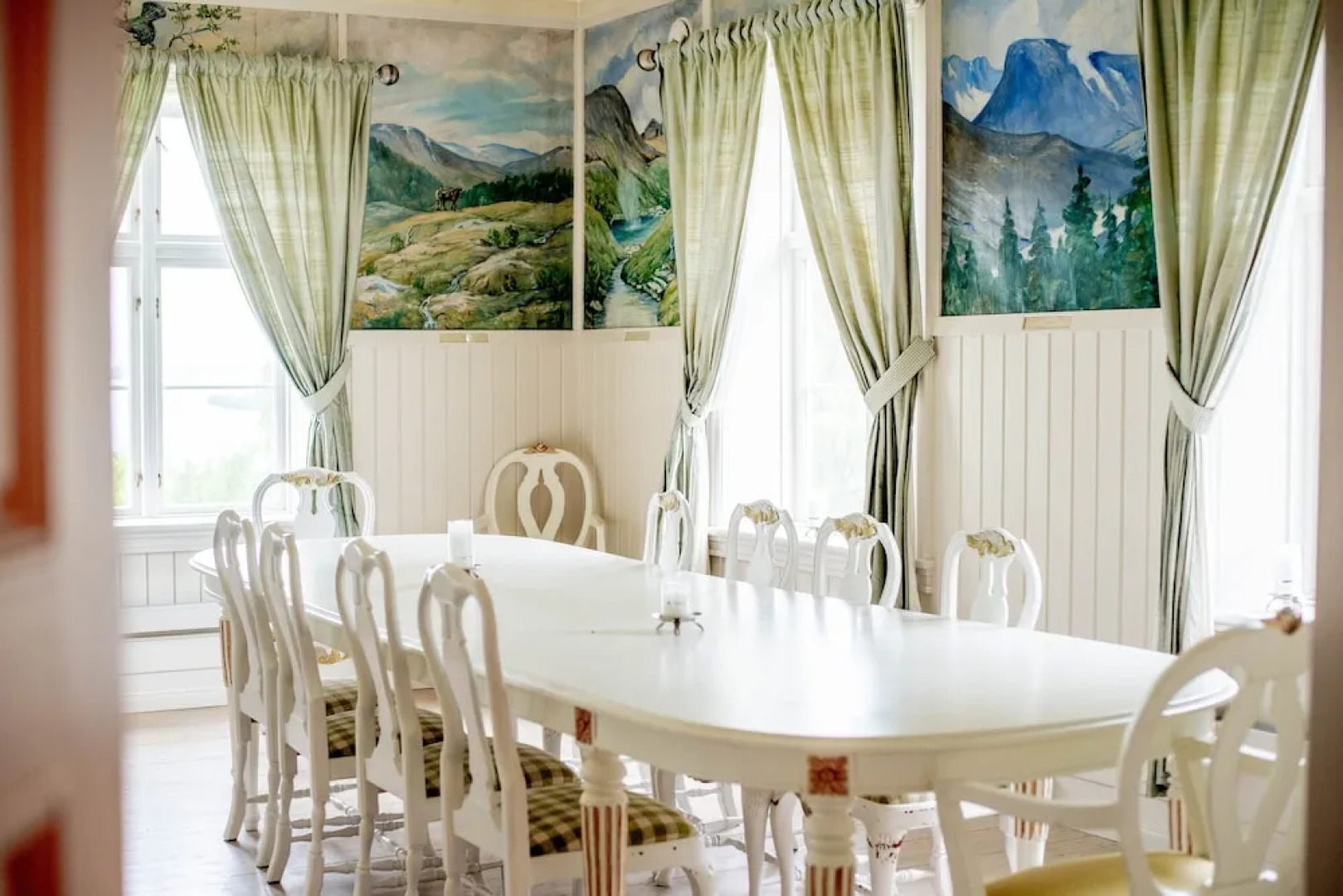 Dale Gudbrands Gard by Frichs