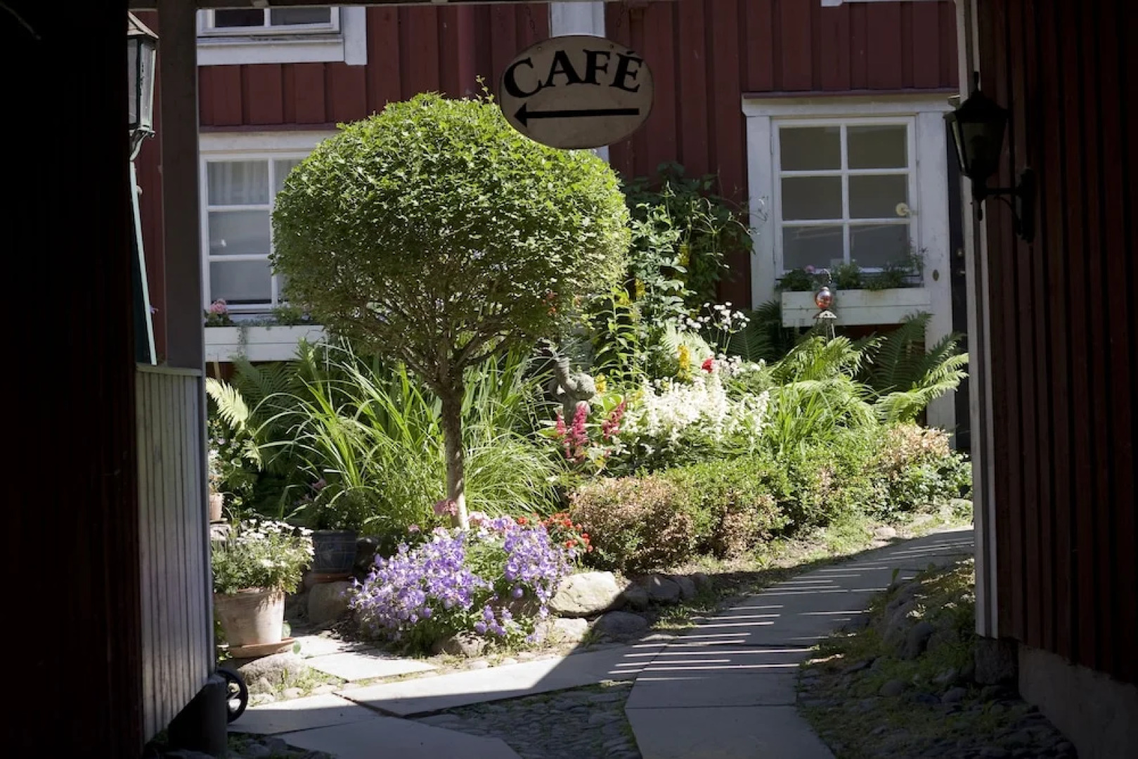 Garvaregården Hotel and B&B