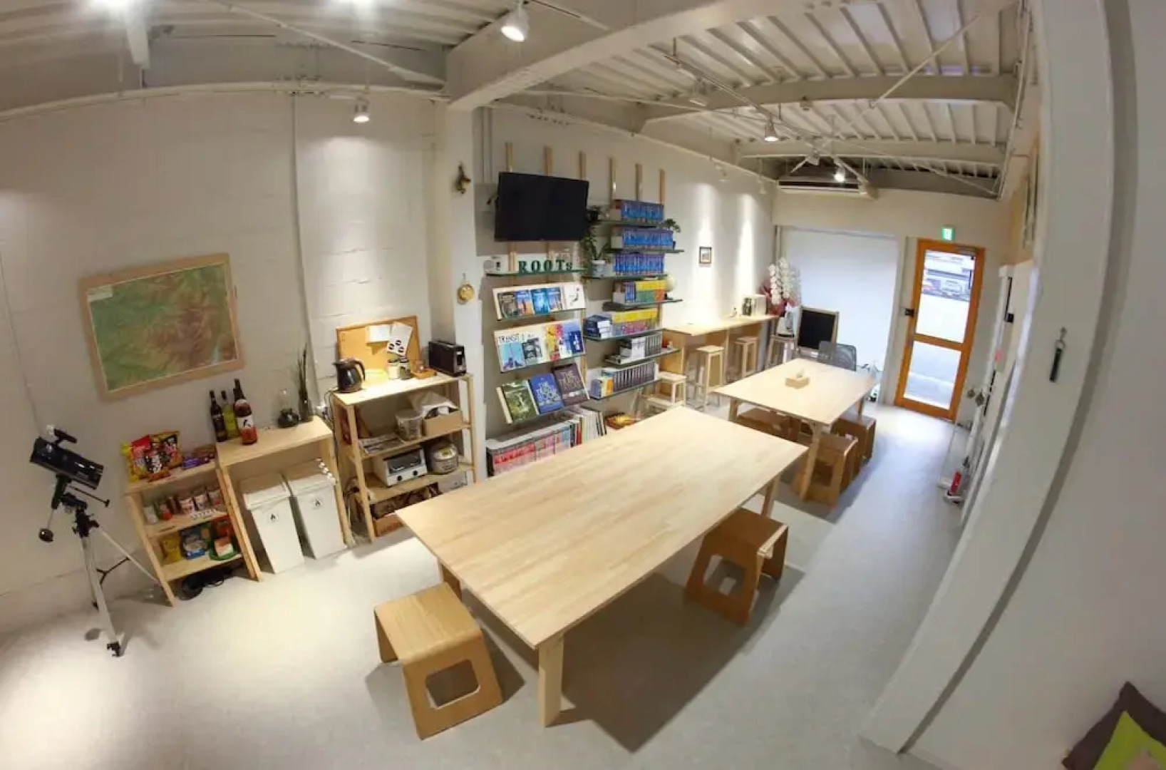 Travelers' house ROOTs - Hostel