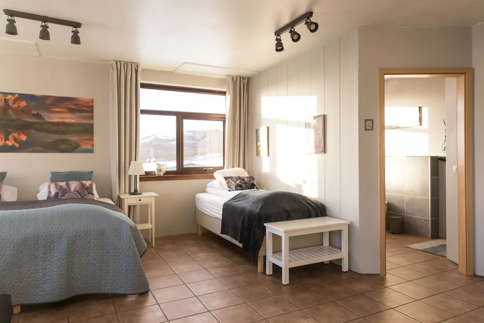 Farmhotel Efstidalur