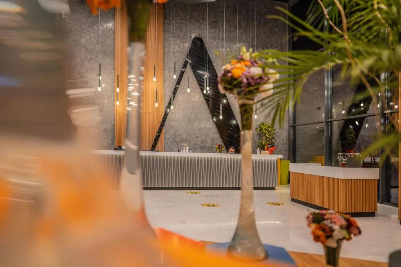 The Norm Collection Door'a