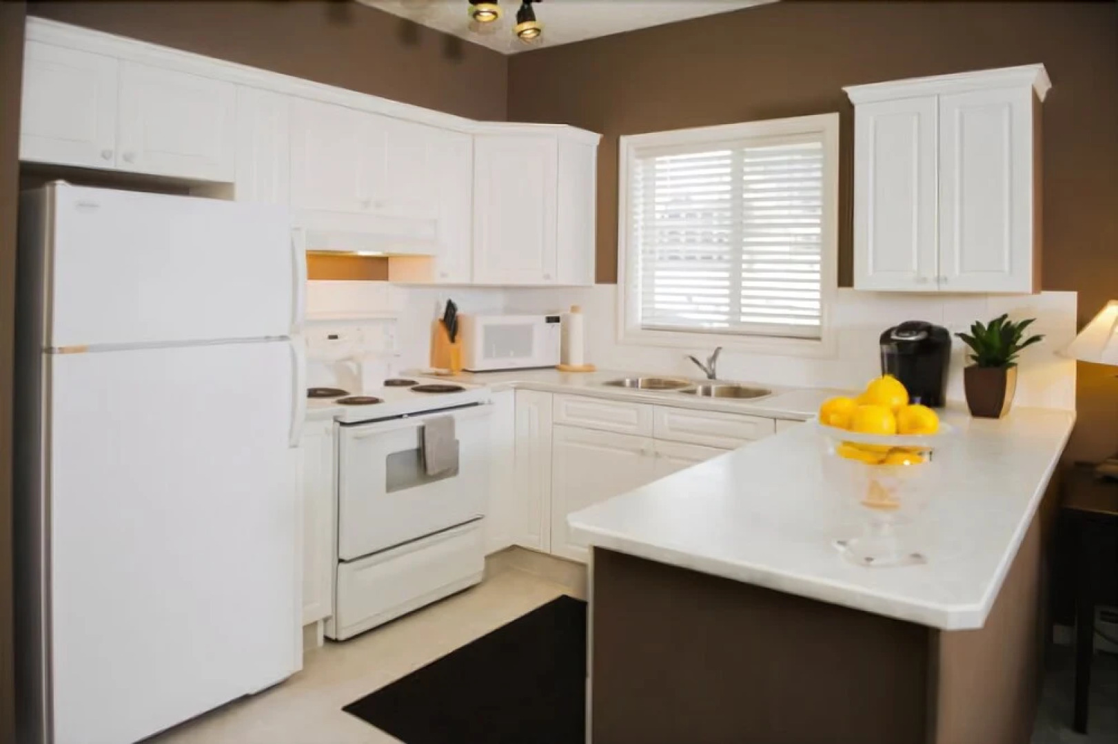 Executive Suites by Roseman - Pavilions of Eau Claire