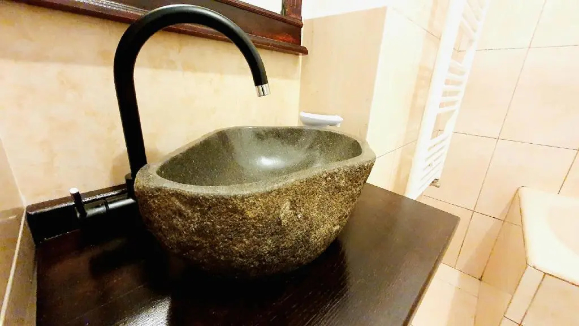 Writer s street residence