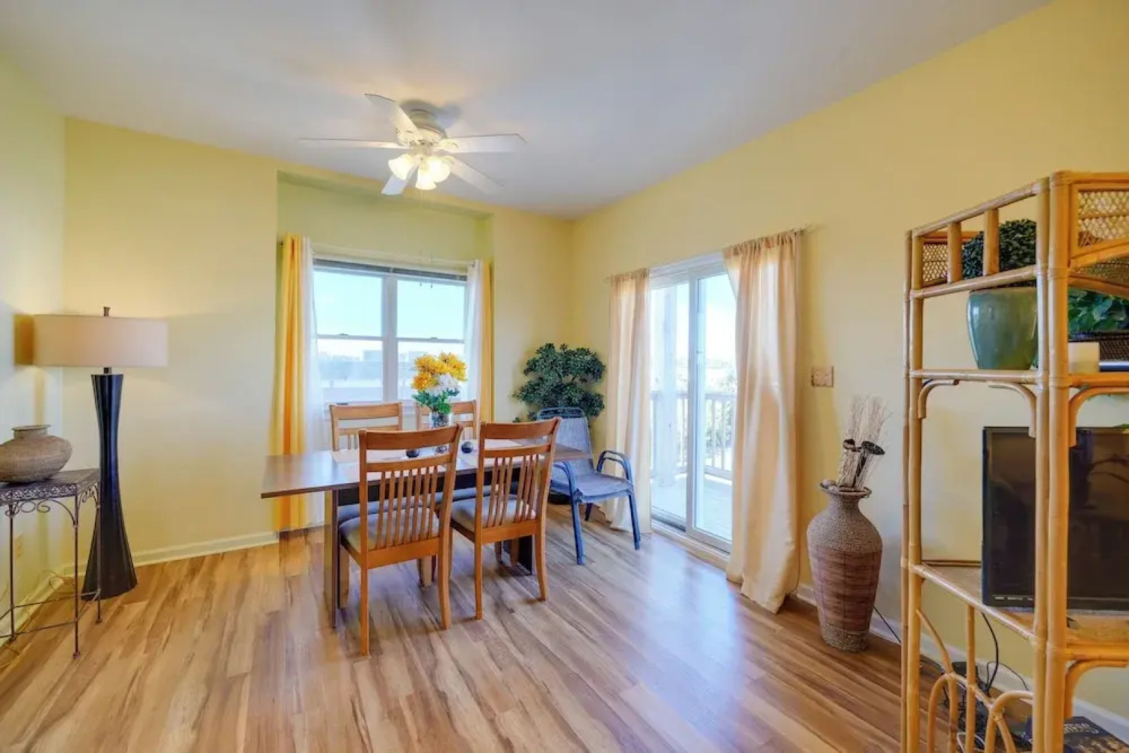 Kill Devil Hills Condo w/ On-site Beach Access!